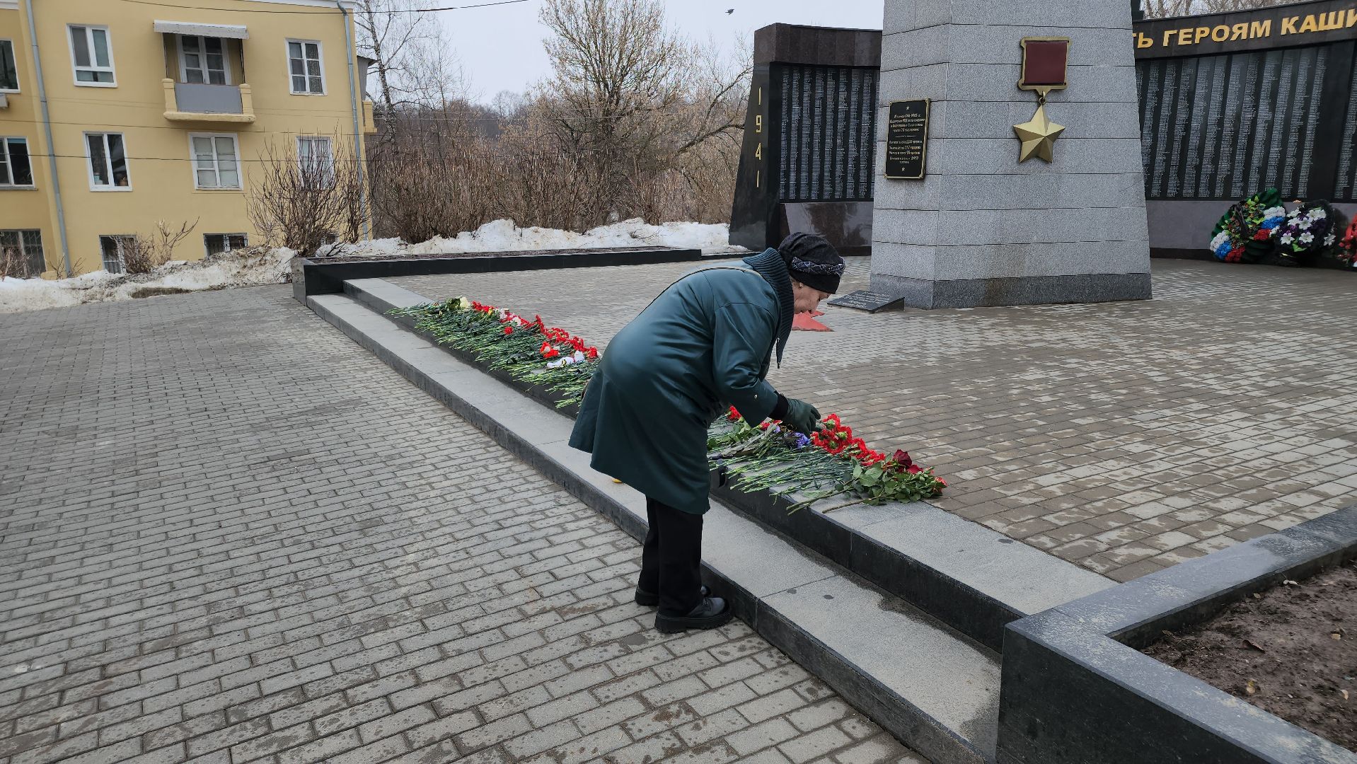 кашира, аллея славы, вечный огонь, общенациональный траур, крокус сити холл, красногорск, теракт,