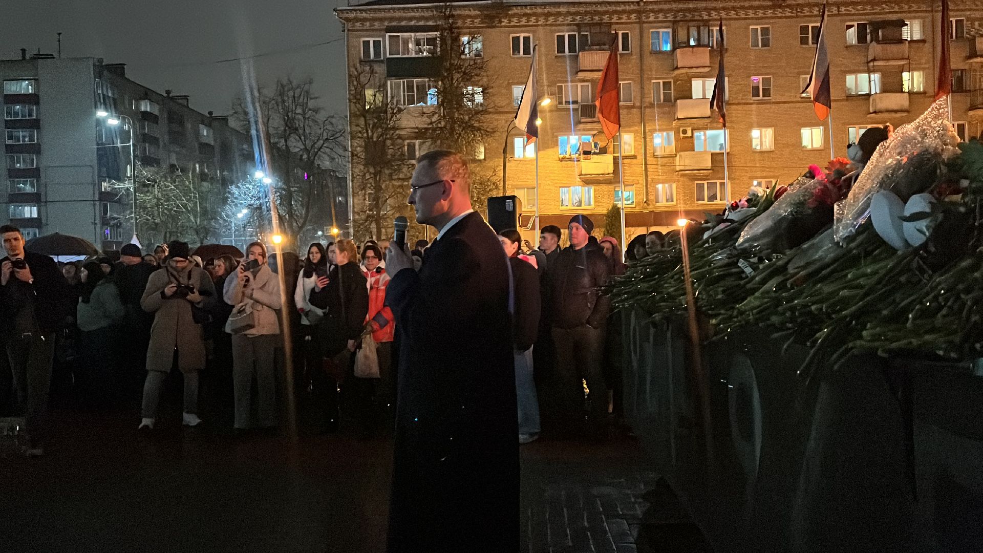 крокус сити холл, свеча памяти, мемориал, память погибших,теракт,