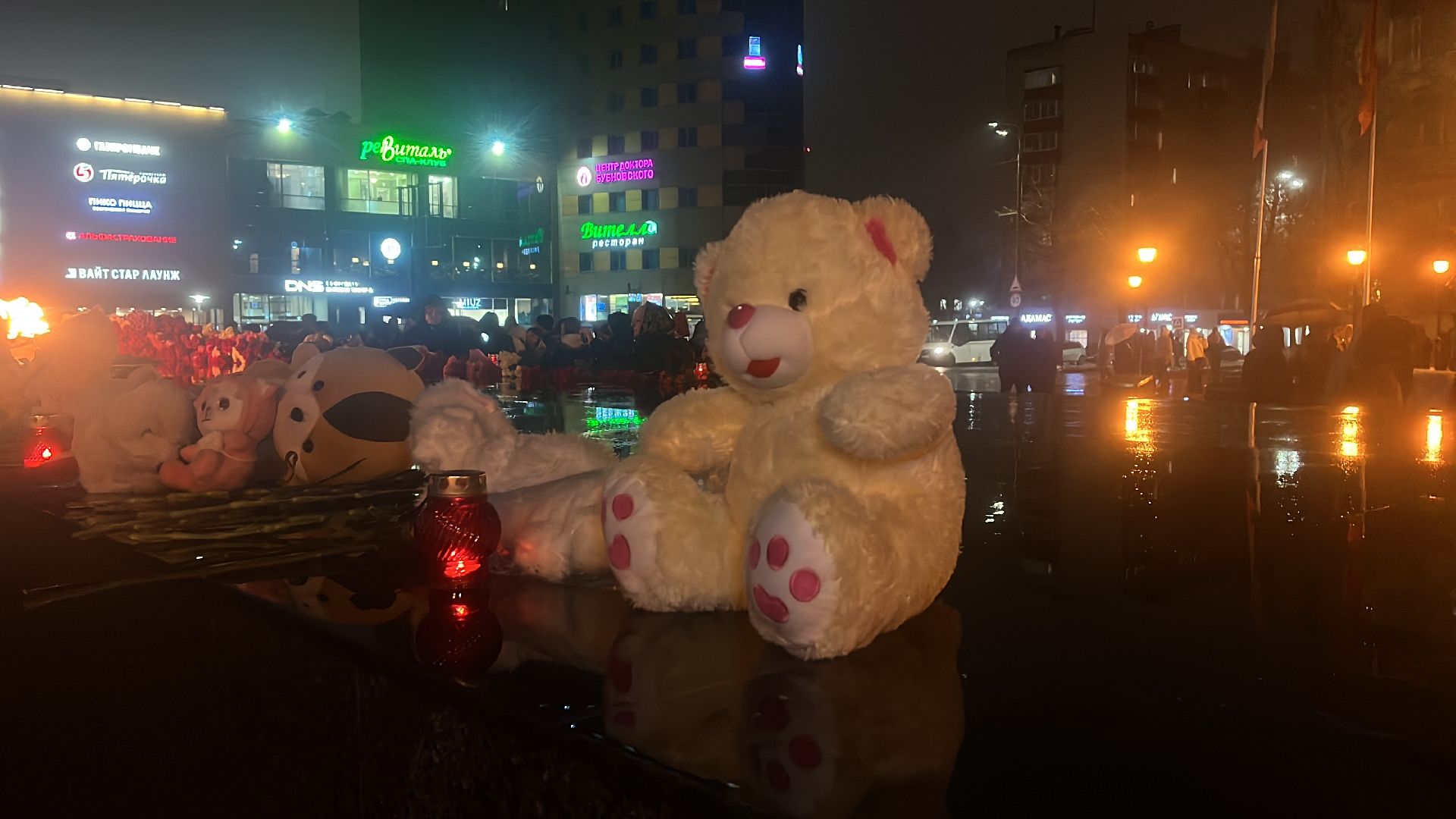 крокус сити холл, свеча памяти, мемориал, память погибших,теракт,