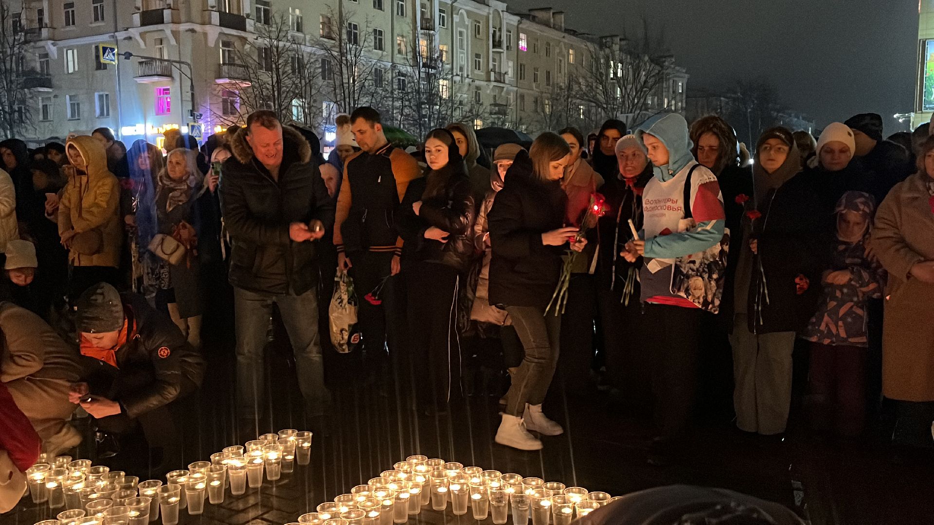 крокус сити холл, свеча памяти, мемориал, память погибших,теракт,