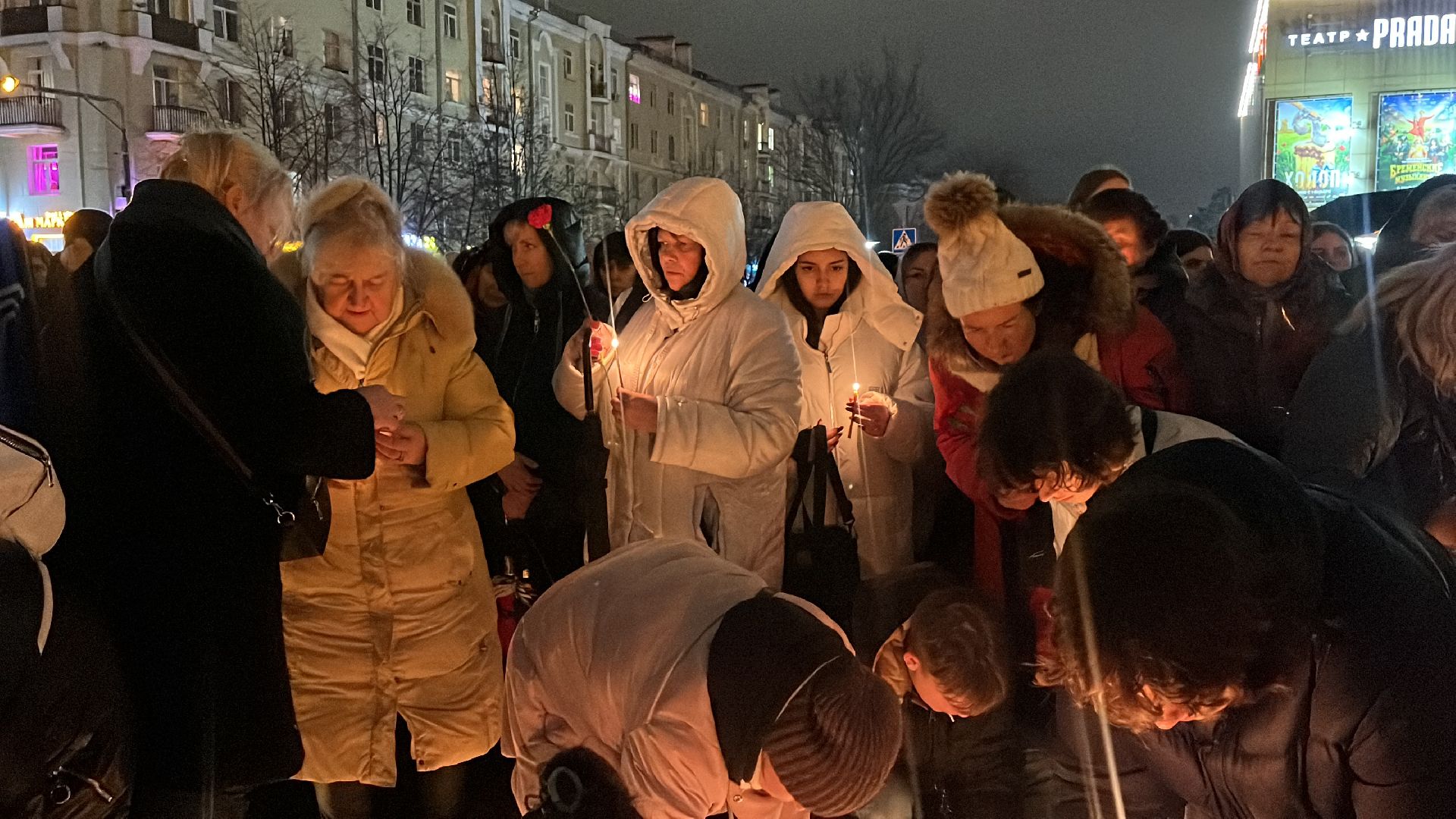крокус сити холл, свеча памяти, мемориал, память погибших,теракт,