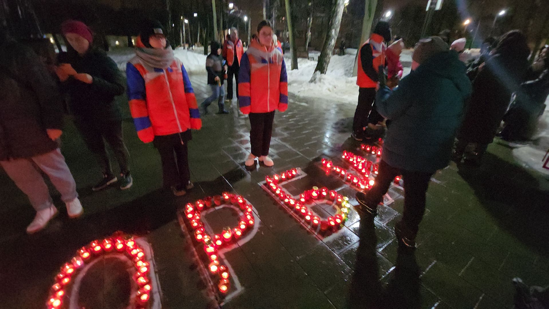 долгопрудный, свеча памяти, крокус, волонтеры, молодежный парламент,теракт,