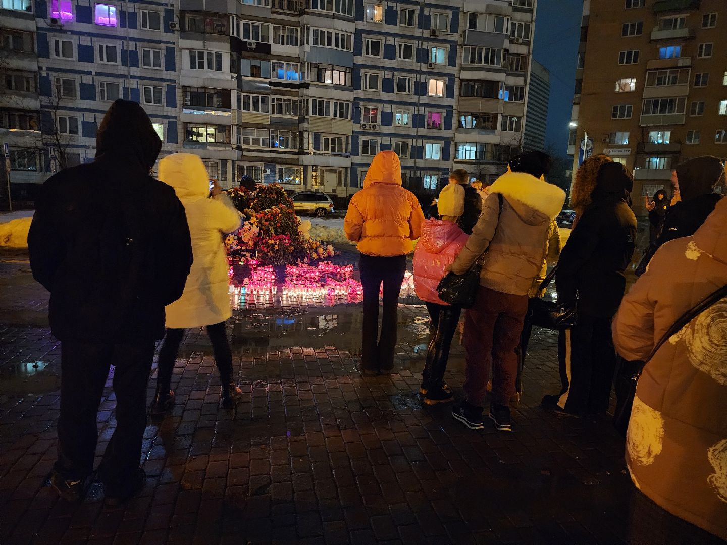 серпухов, свеча памяти, подмосковье, крокус сити холл,теракт,