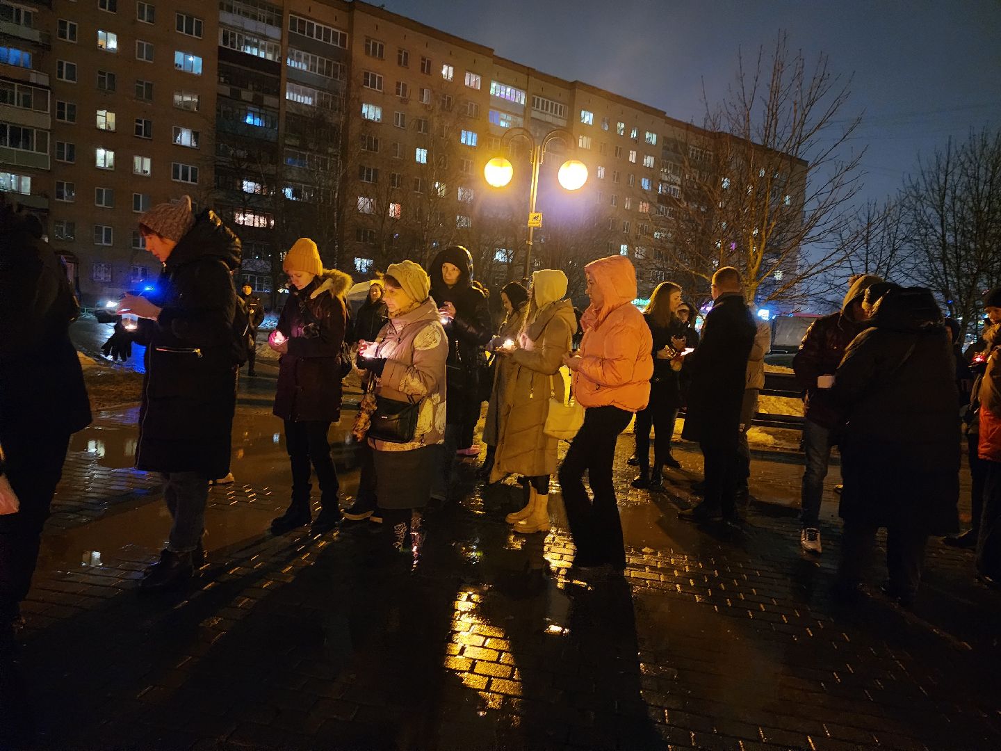 серпухов, свеча памяти, подмосковье, крокус сити холл,теракт,