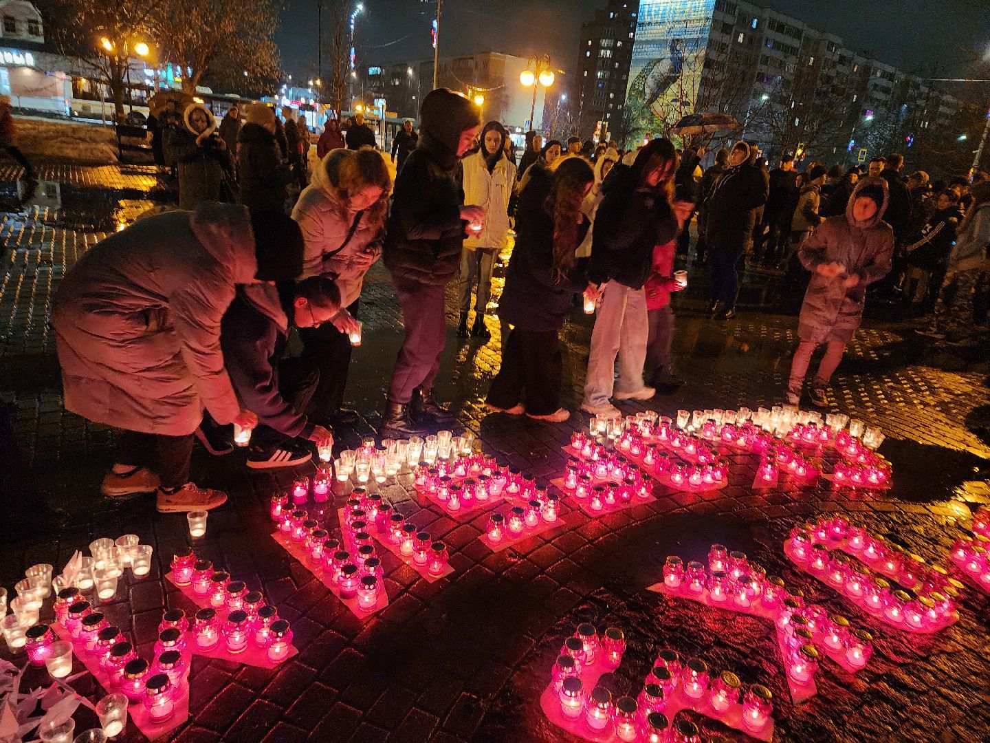 серпухов, свеча памяти, подмосковье, крокус сити холл,теракт,