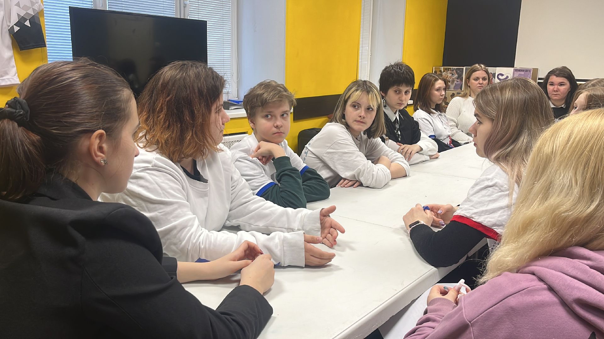 волонтер, волонтеры, волонтеры подмосковья, беседа,