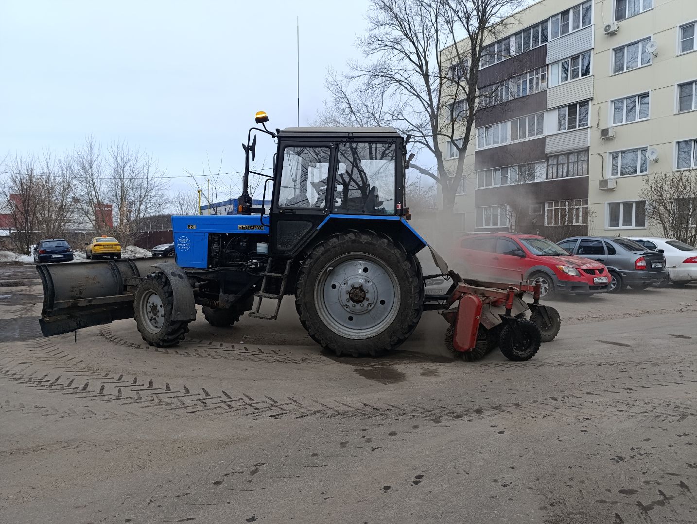 Бронницы, Уборка дворов, Уборка дорог, Уборка дворов после зимы,