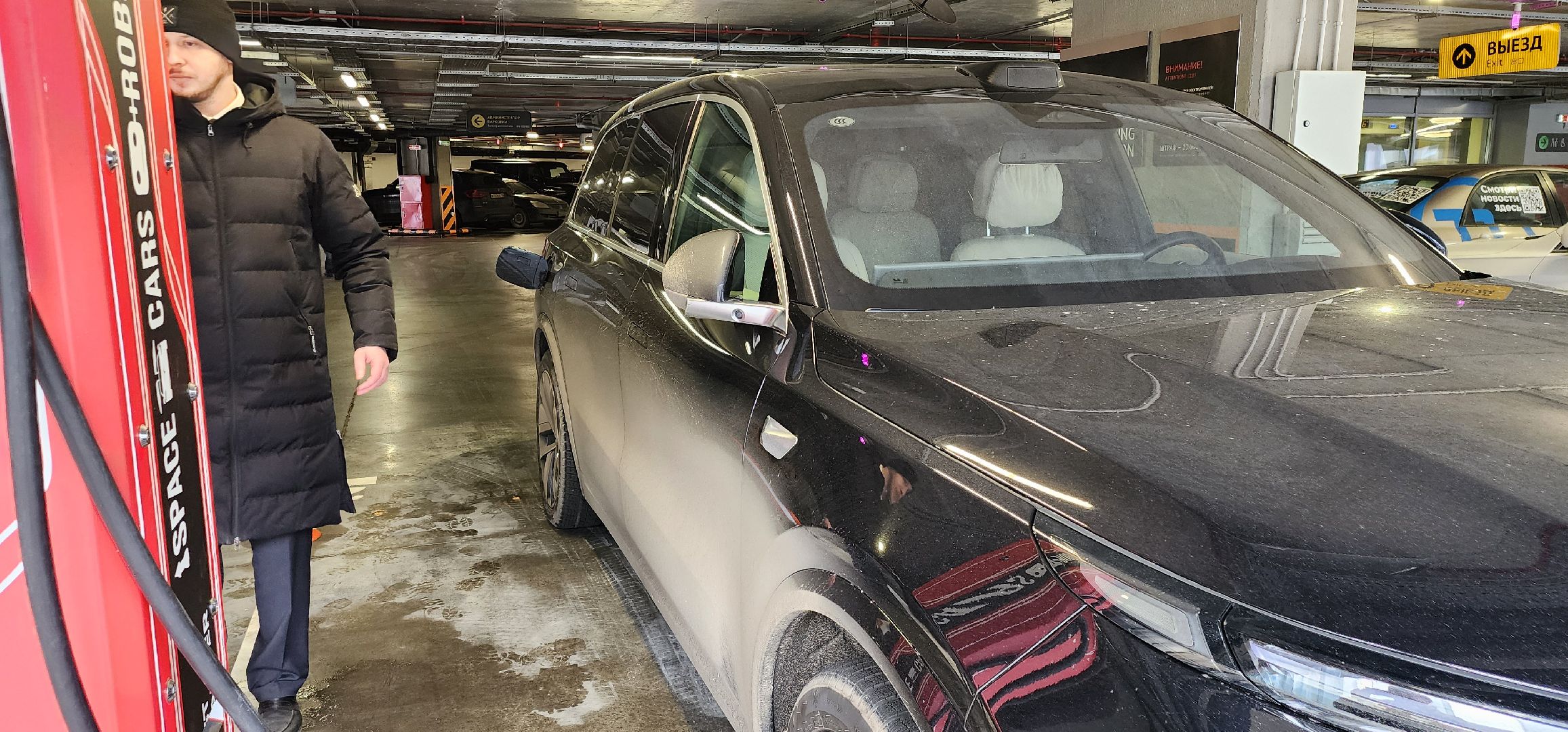 электромобили, зарядные станции, аэропорт Домодедово,