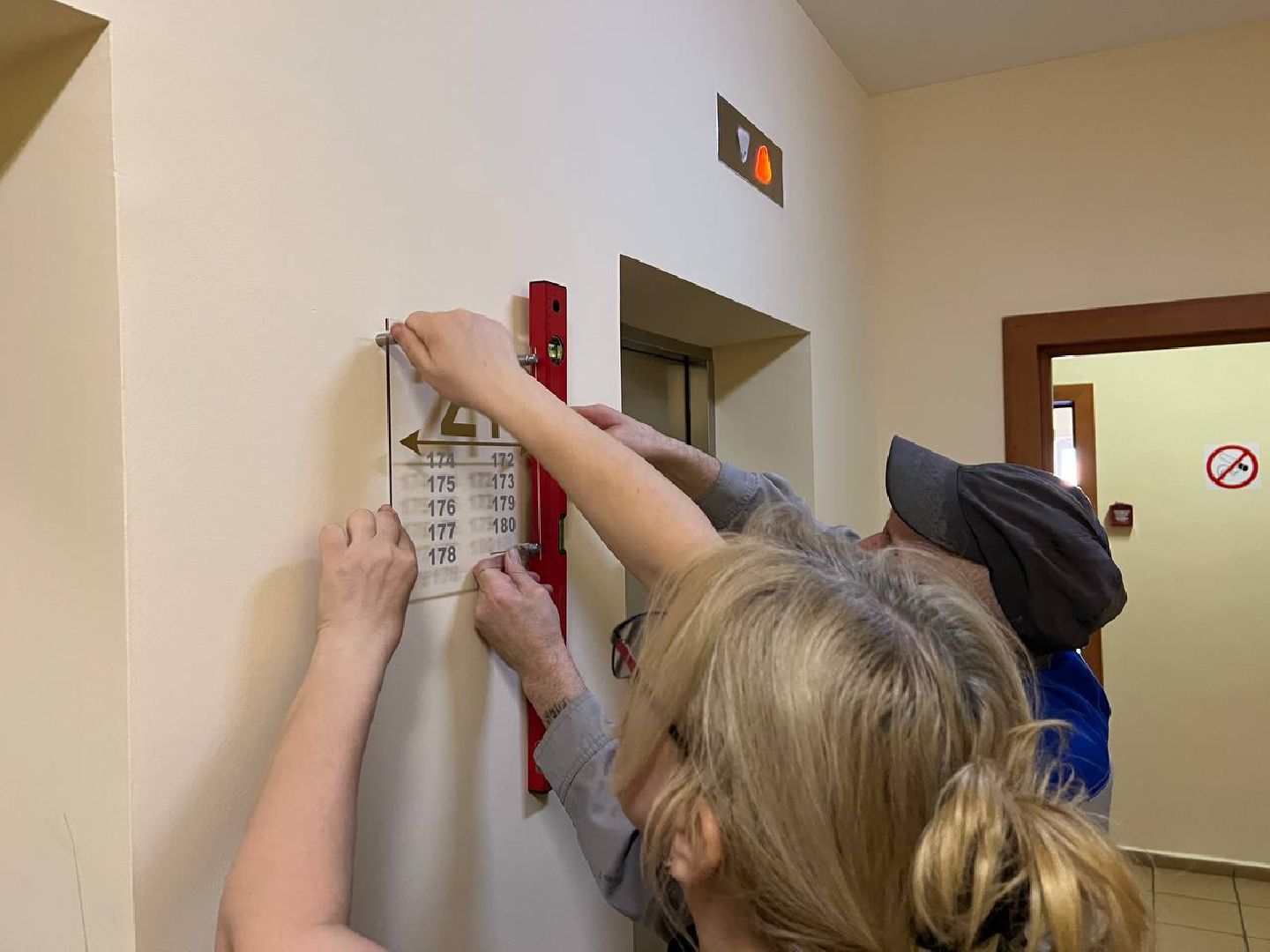 Реутов, ЖКХ, ремонт,таблички, этажи,