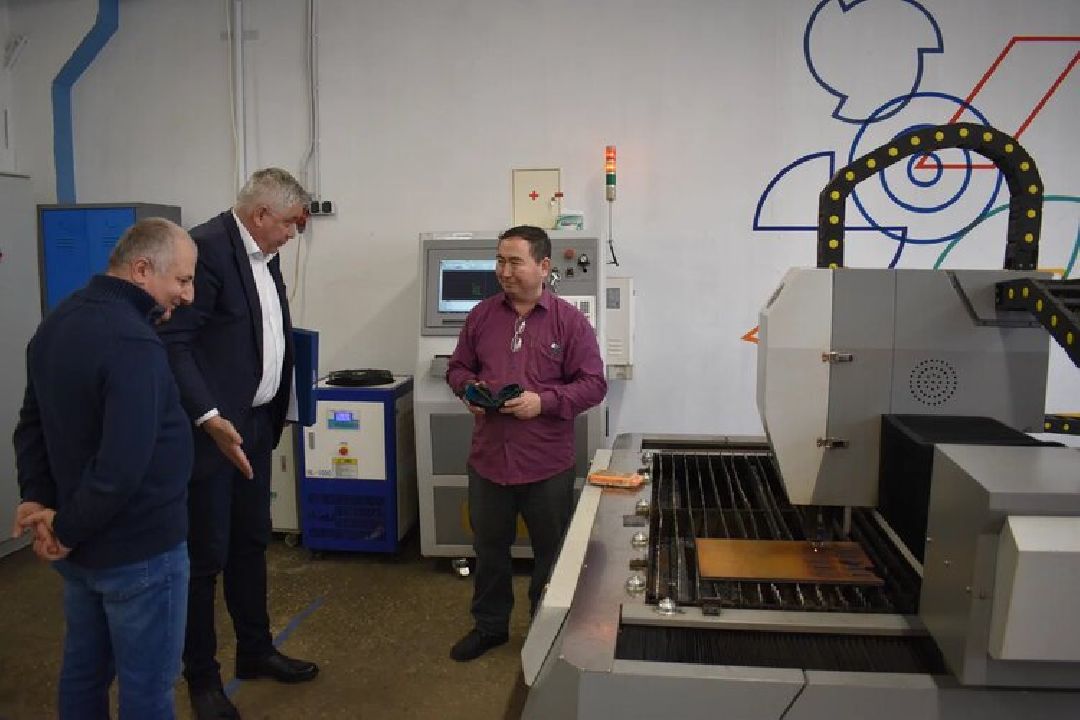 Балашиха, Реутов, Подмосковье, СВО, гуманитарная помощь, печи, депутаты, Тарас Ефимов, студенты, колледжи