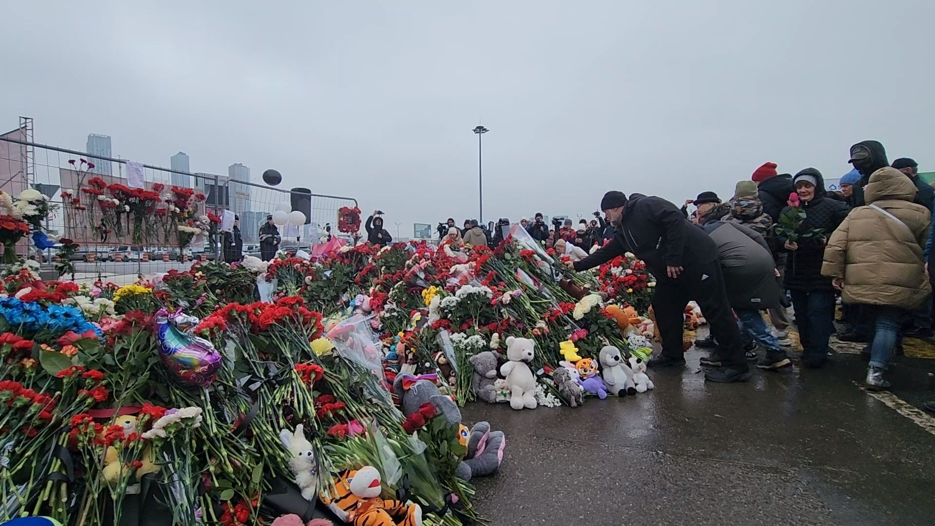 красногорск, крокус сити холл, теракт, мемориал,