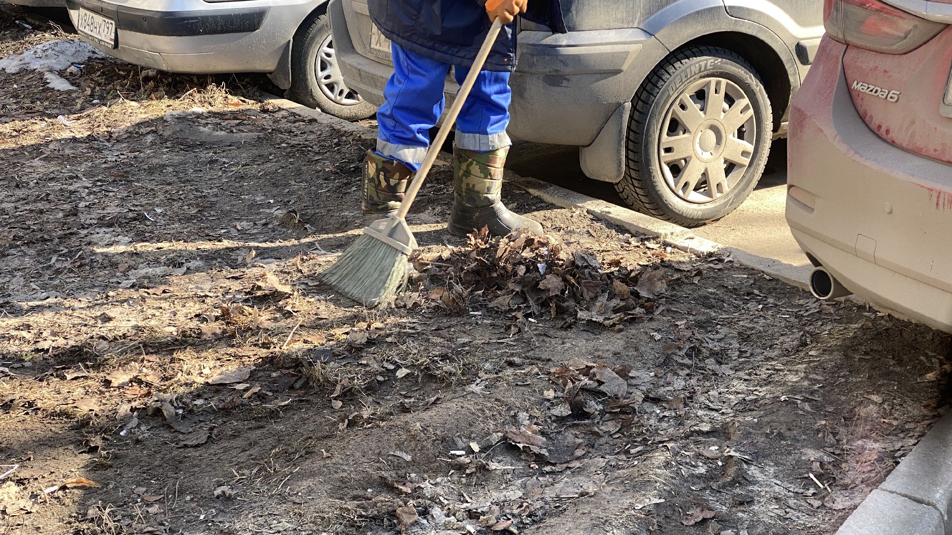 уборка города, уборка дворов после зимы, мбу благоустройство, ленинский городской округ, видное,