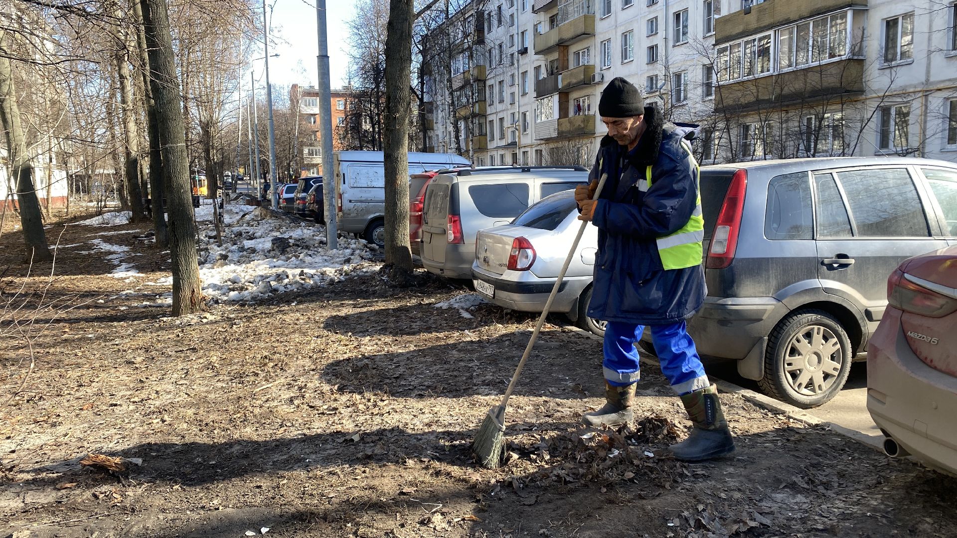 уборка города, уборка дворов после зимы, мбу благоустройство, ленинский городской округ, видное,
