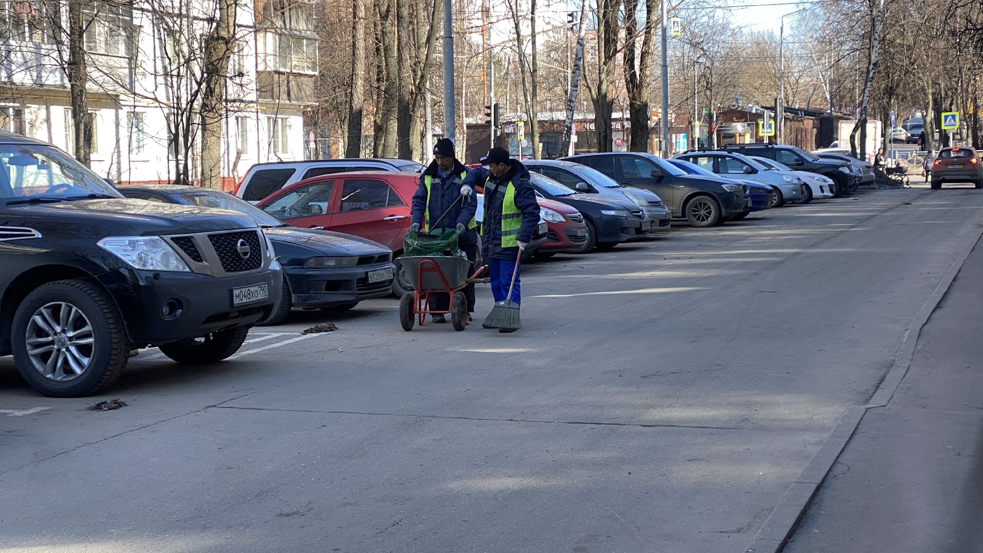 уборка города, уборка дворов после зимы, мбу благоустройство, ленинский городской округ, видное,