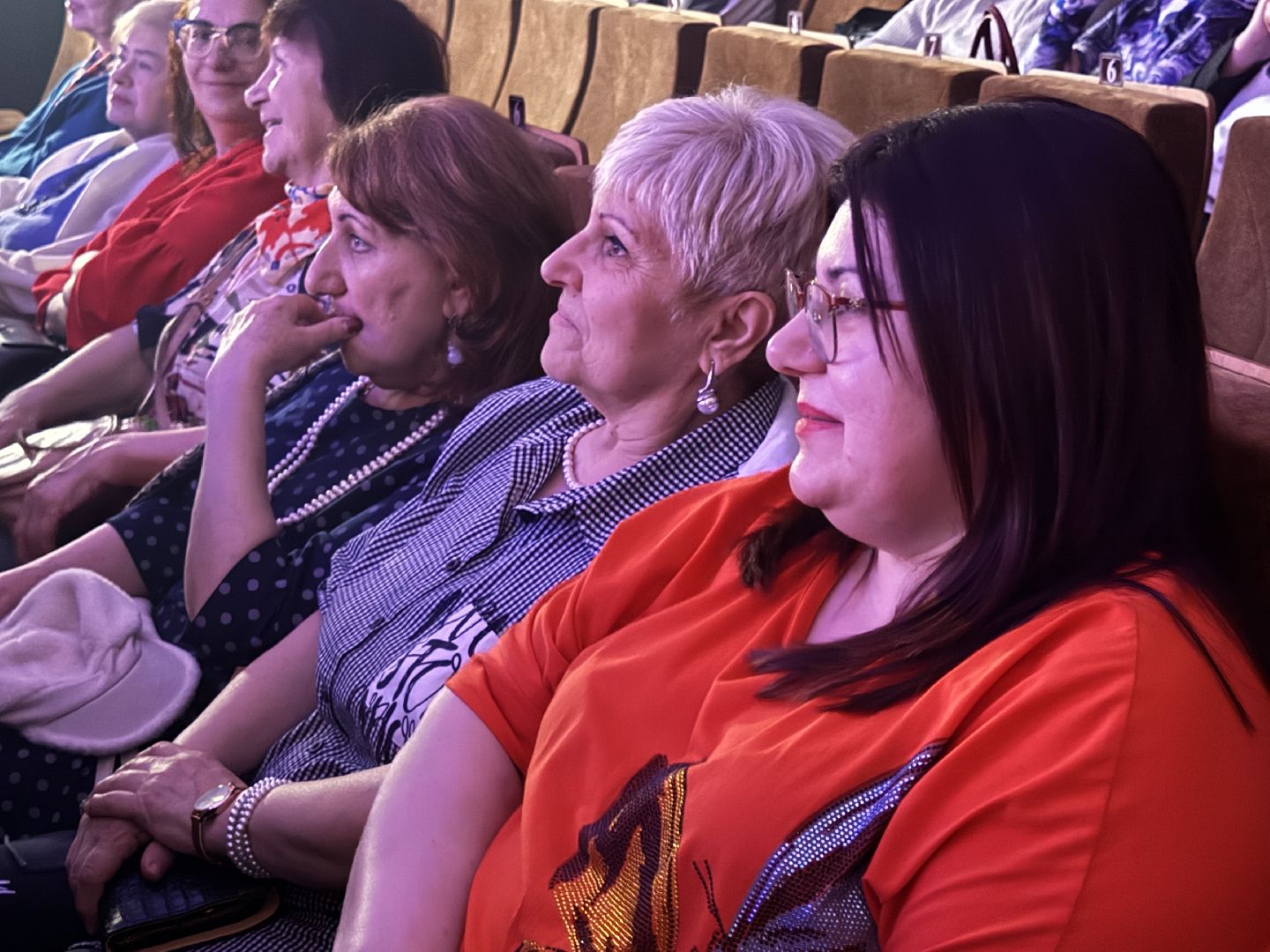 Одинцово, Театр Крылья, Жаворонки,