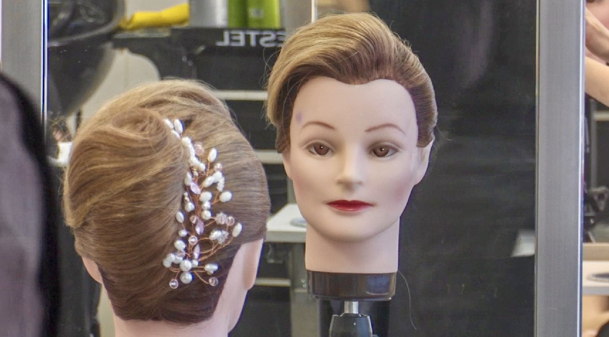 Клин, общество, молодежь, образование, парикмахеры,