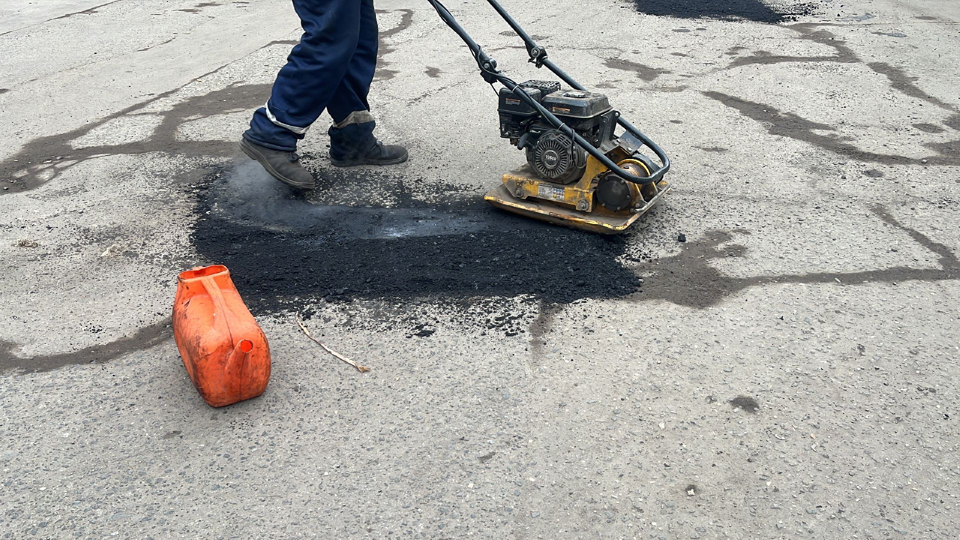 ремонт дорог, ремонт дороги, ямочный ремонт,