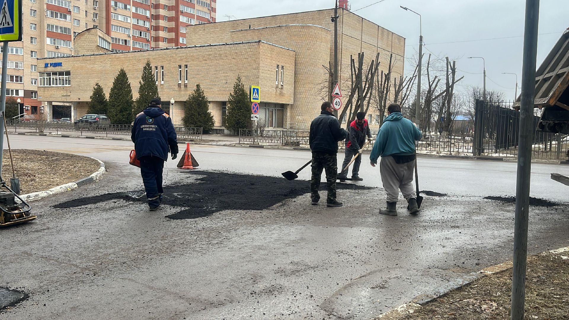 ремонт дорог, ремонт дороги, ямочный ремонт, ямы,