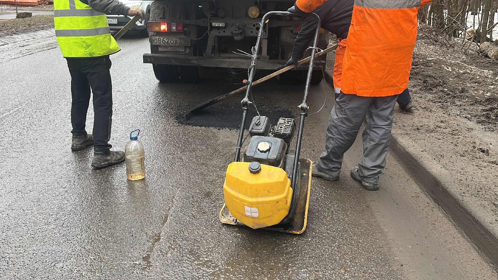 ремонт дорог, ремонт дороги, ямочный ремонт, ямы,