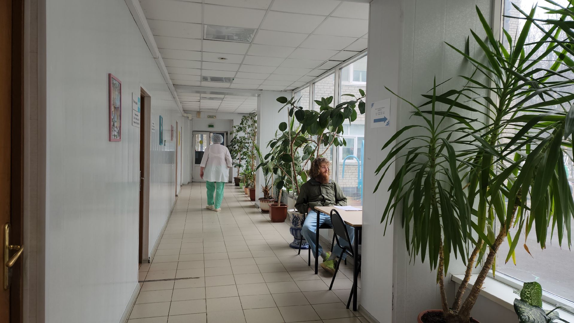 Поликлиника, травматология, врач,