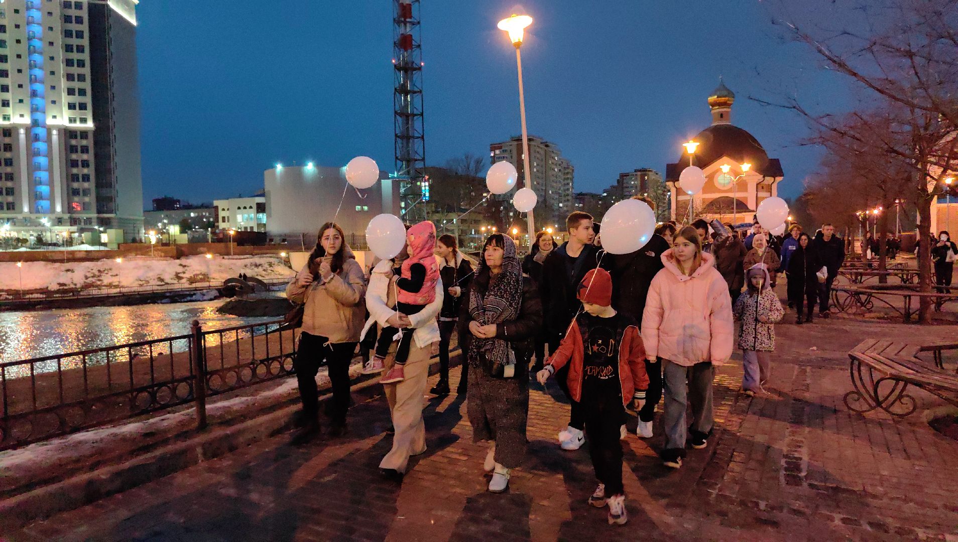 крокус сити холл, теракт, память о погибших, акция журавли,