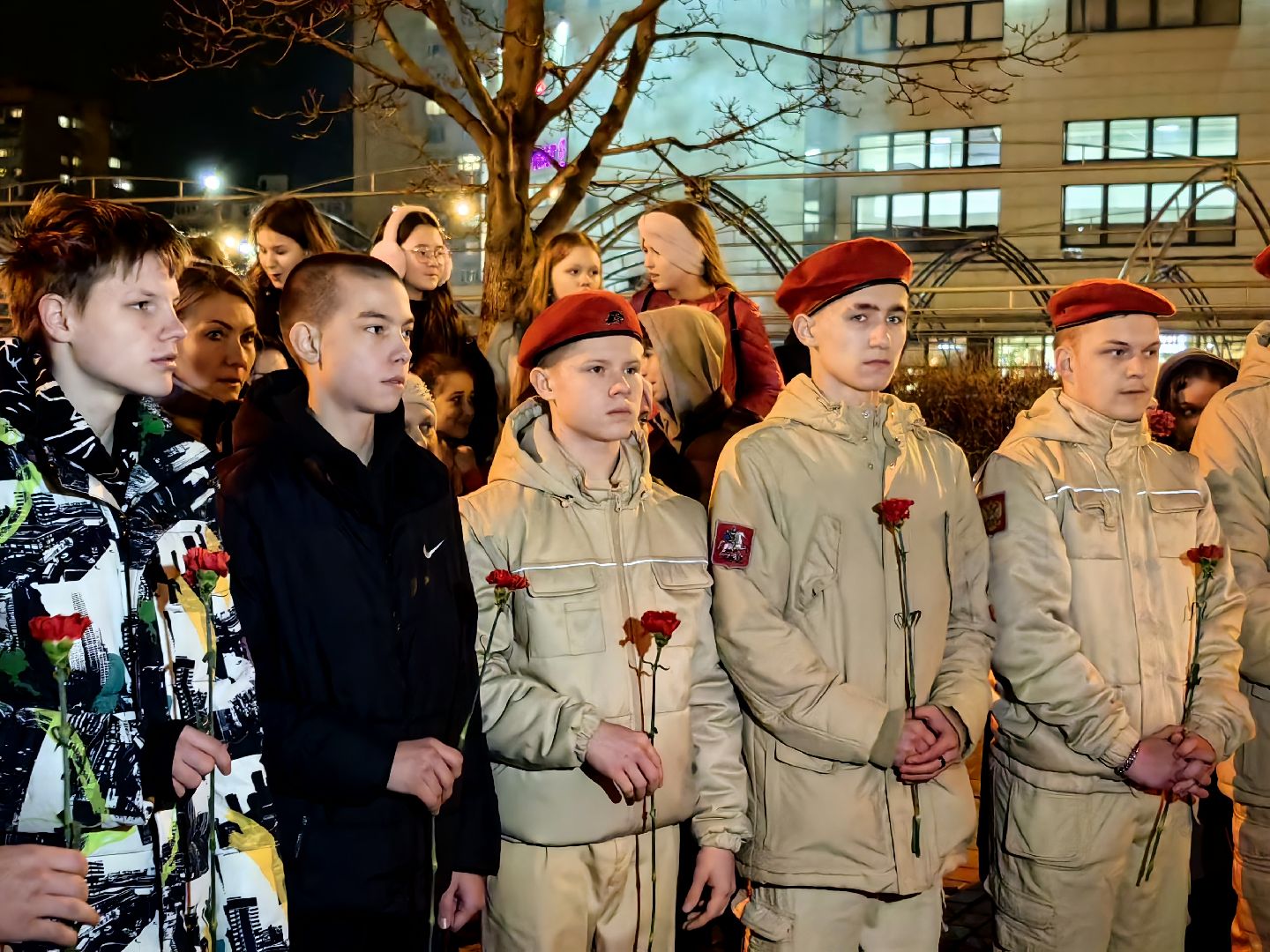 крокус сити холл, теракт, память о погибших, акция журавли,