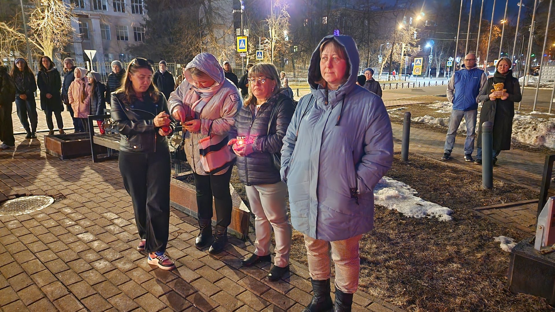 память о погибших, вечный огонь, борис аубакиров, свеча памяти,теракт,