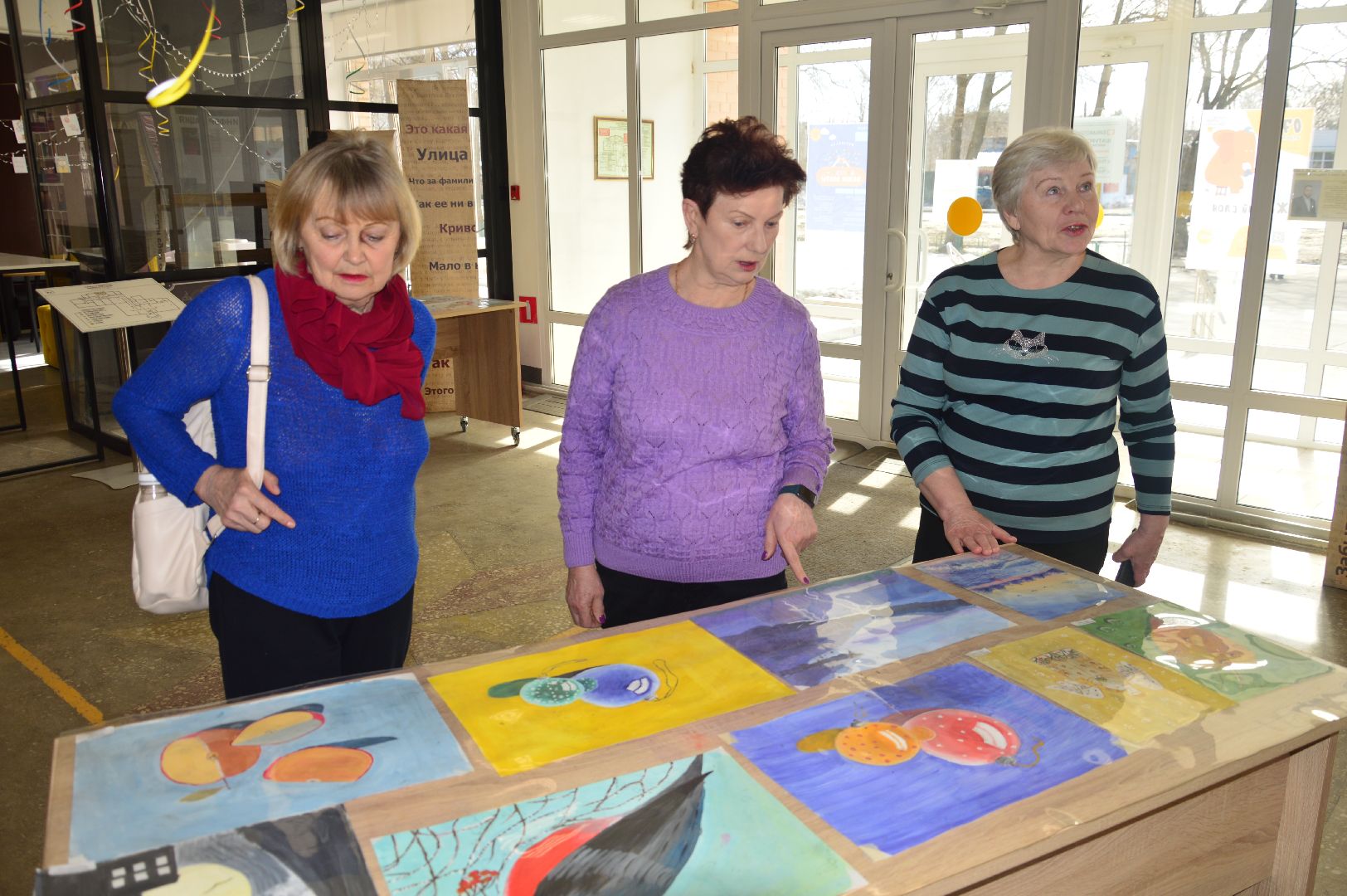 шатура, выставка картин, вернисаж, активное долголетие, библиотека, городской округ культура,