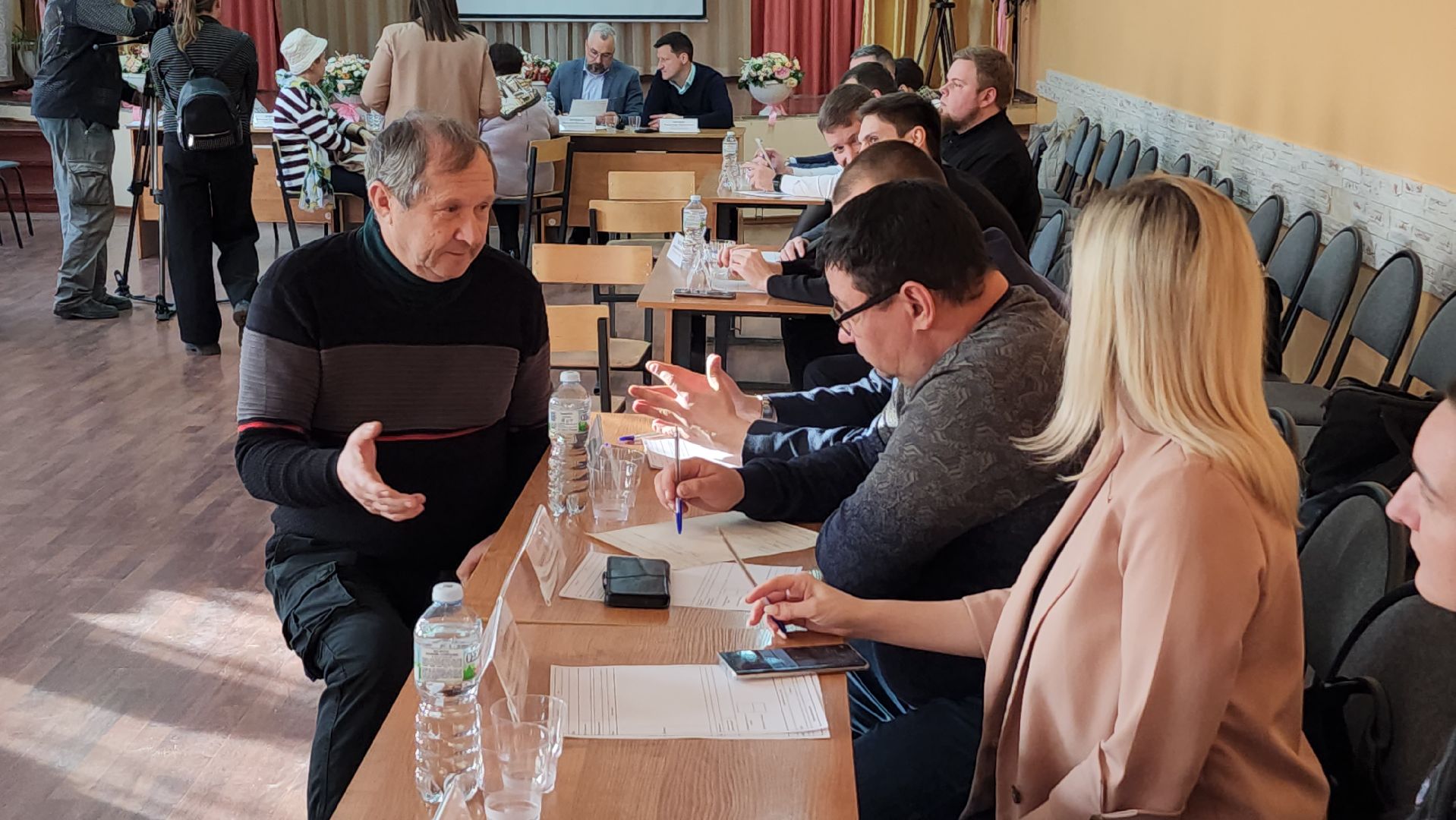 выездная администрация, серпухов, школа 4, улица коншиных, микрорайон бумажной фабрики, тротуар,