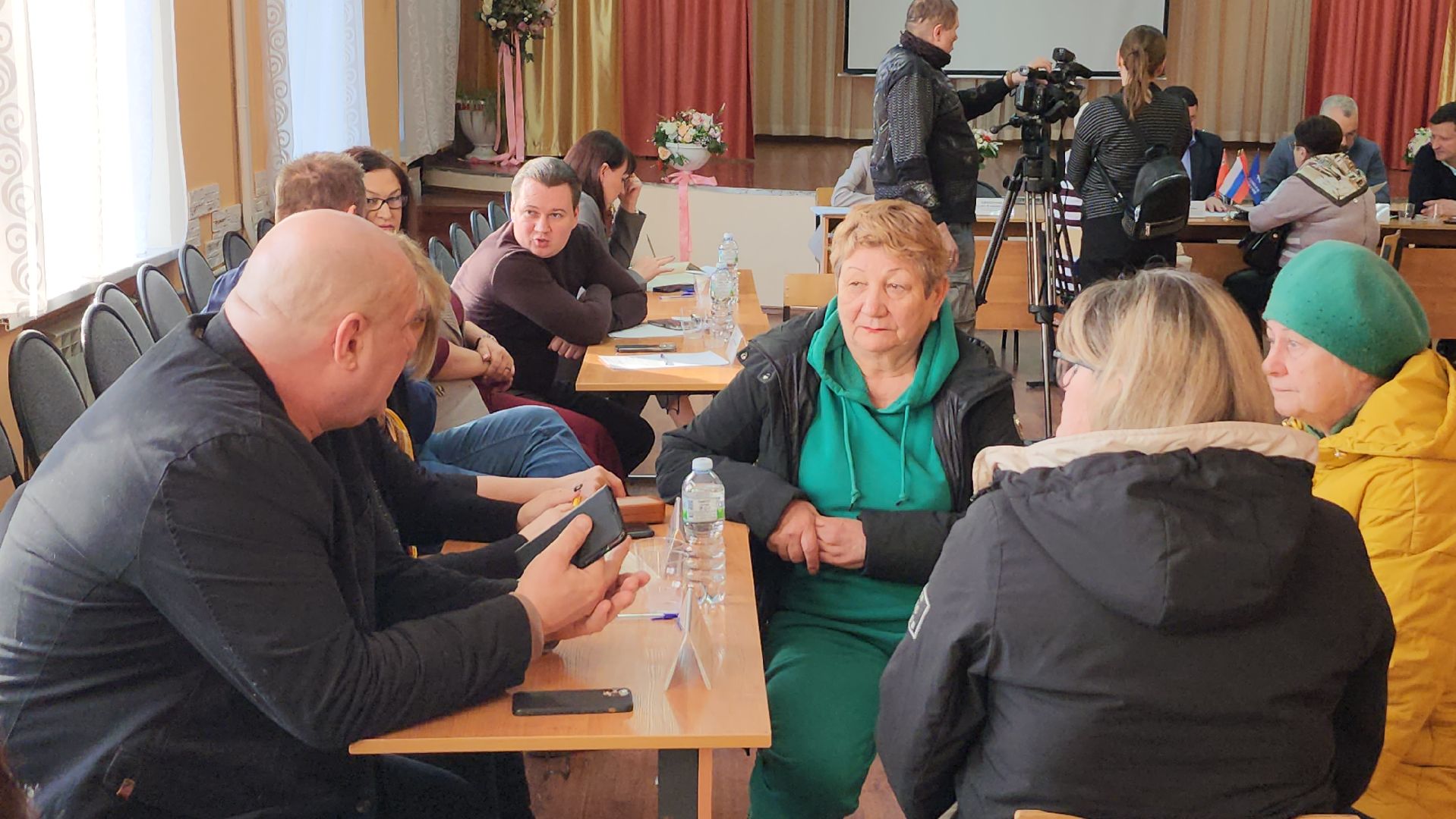 выездная администрация, серпухов, школа 4, улица коншиных, микрорайон бумажной фабрики, тротуар,