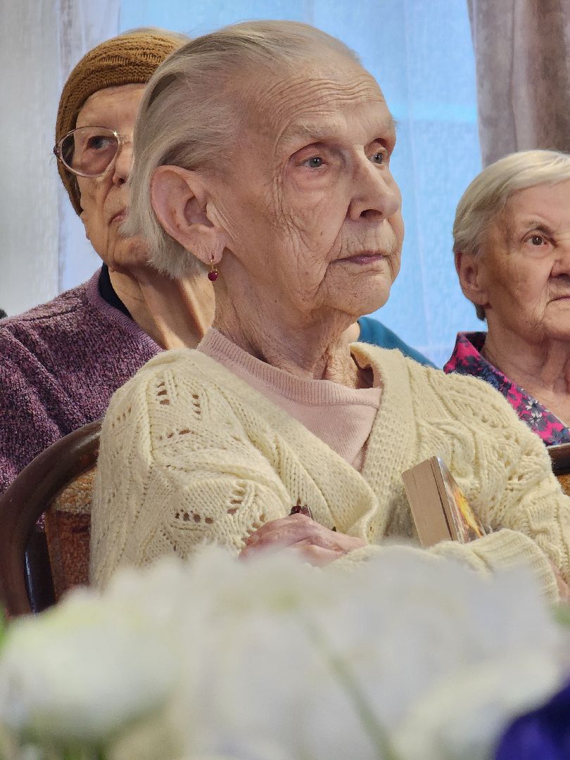 Творческий вечер, пансионат, пенсионеры, руза, рузский городской округ, Лариса Лужина, актриса,