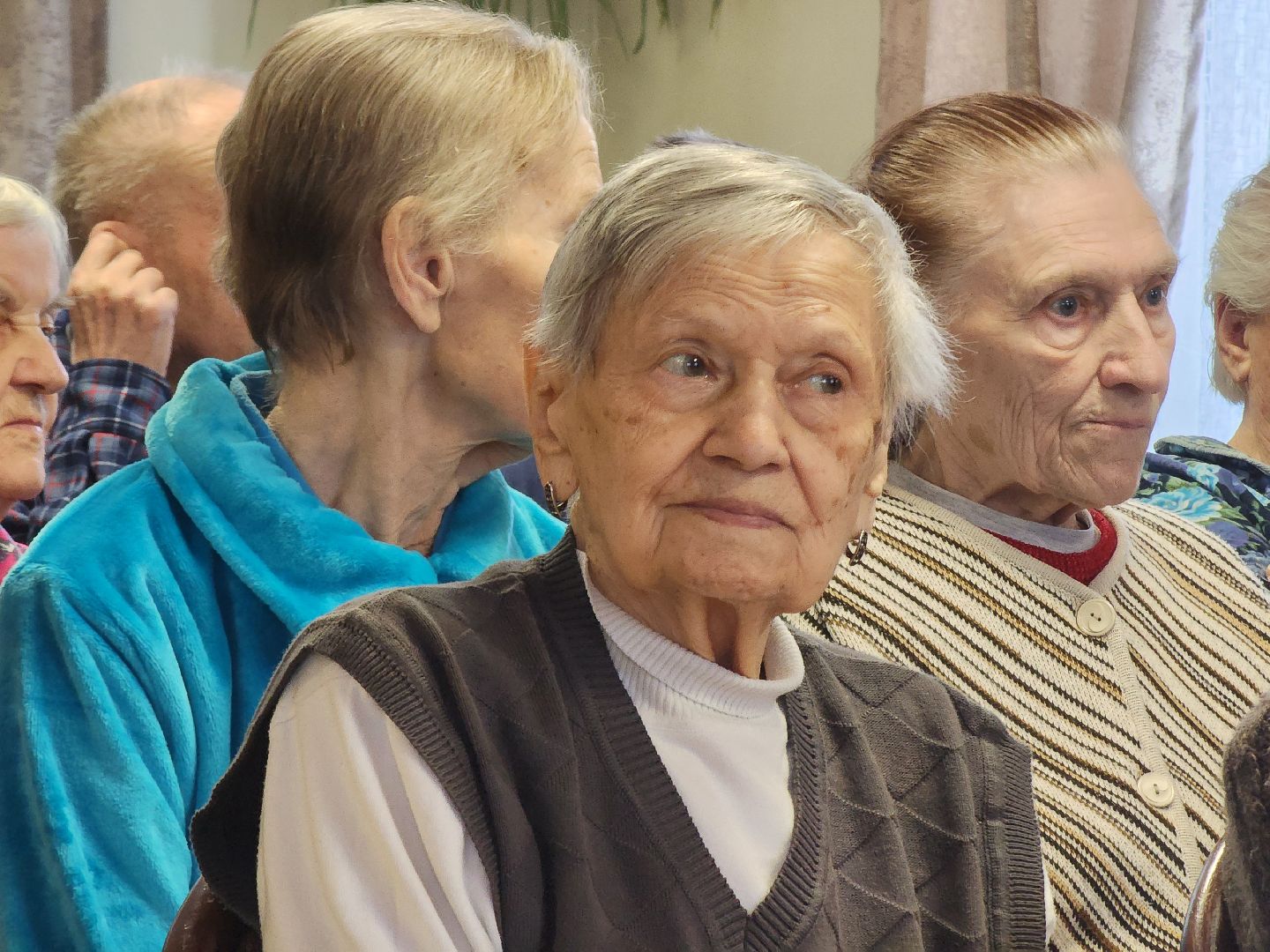 Творческий вечер, пансионат, пенсионеры, руза, рузский городской округ, Лариса Лужина, актриса,