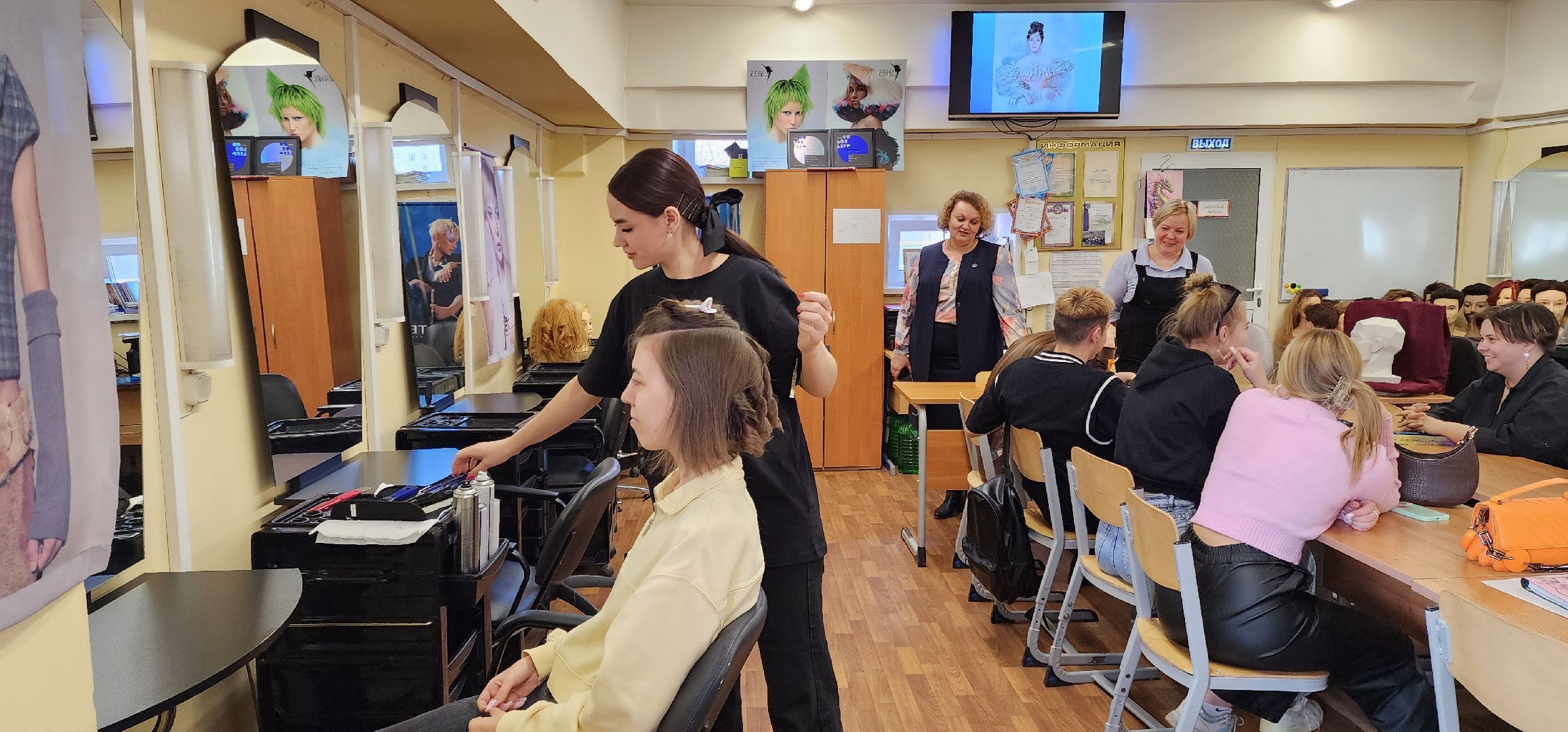 раменское, образование, региональный этап всероссийского чемпионатного движения, профессионалы, студентка раменского колледжа заняла первое место в компетенции парикмахерское искусство,