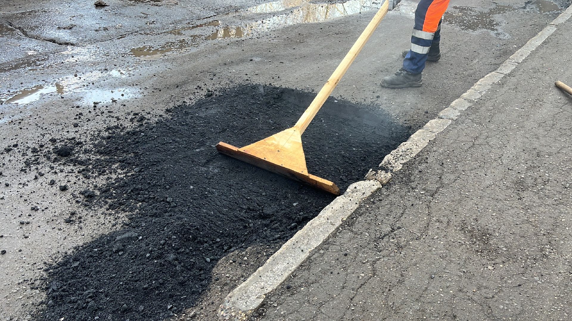 ремонт дорог, ремонт дороги, ямочный ремонт,