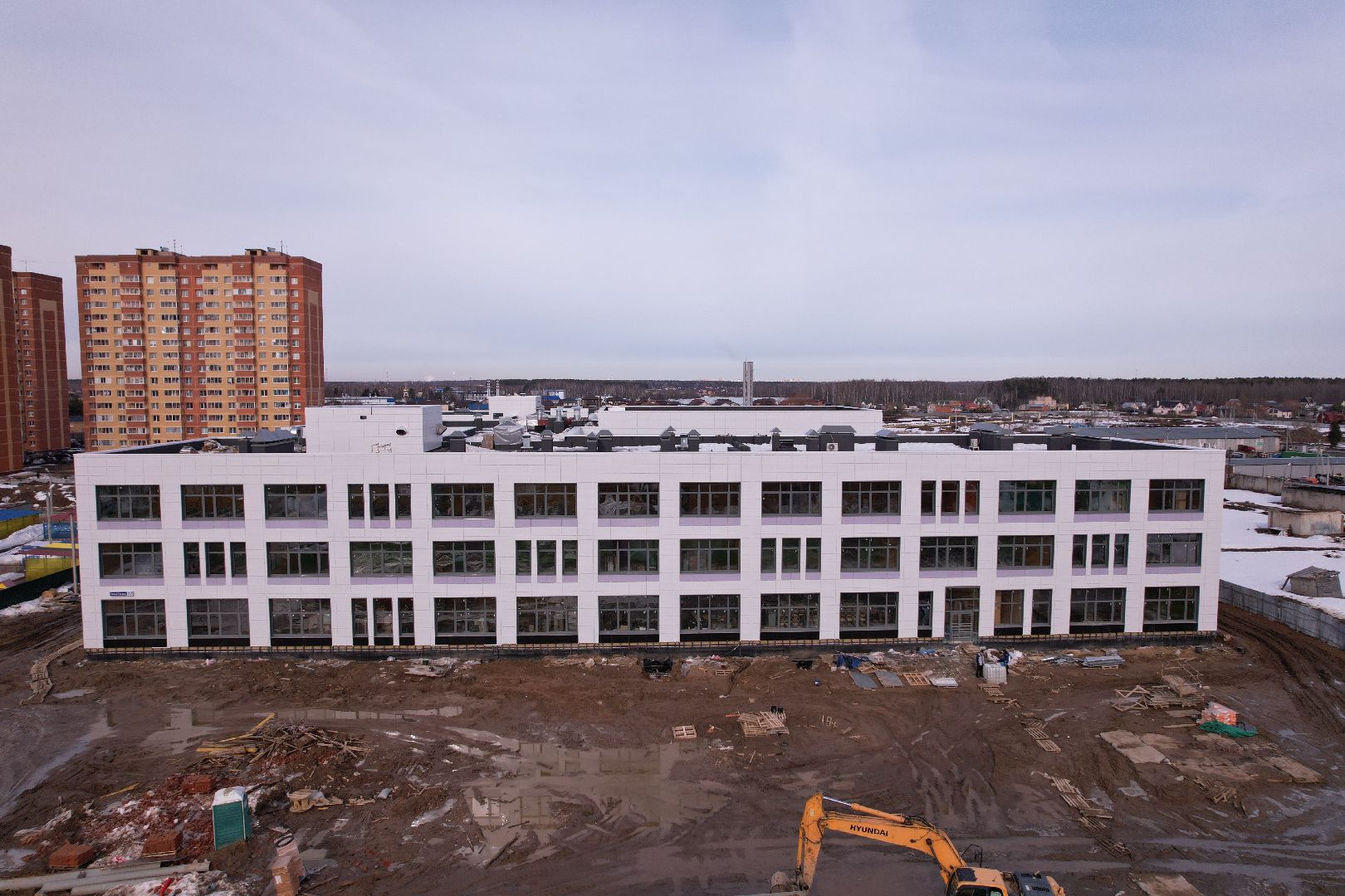 видео с коптера, щёлково, строительство, школа,