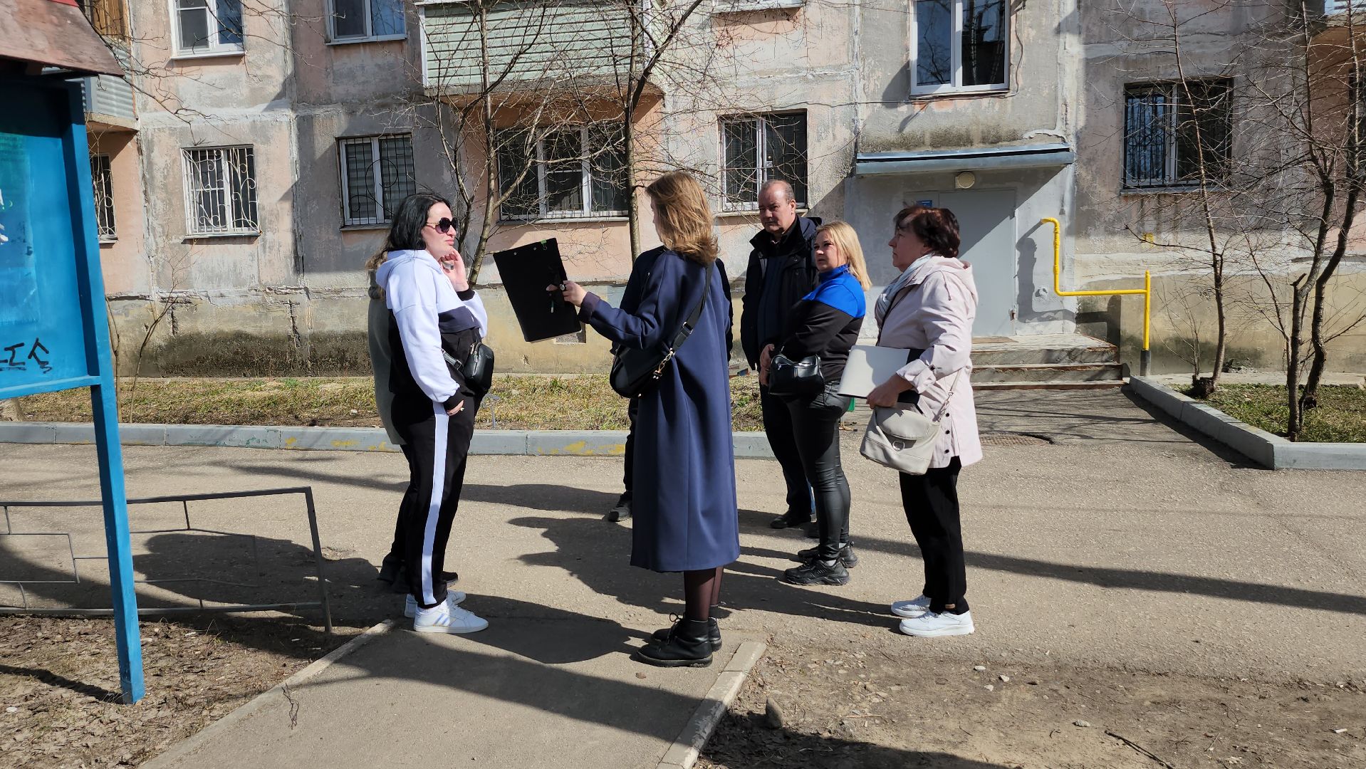 серпухов, улица химиков, теннисный стол, жители, двор, благоустройство,