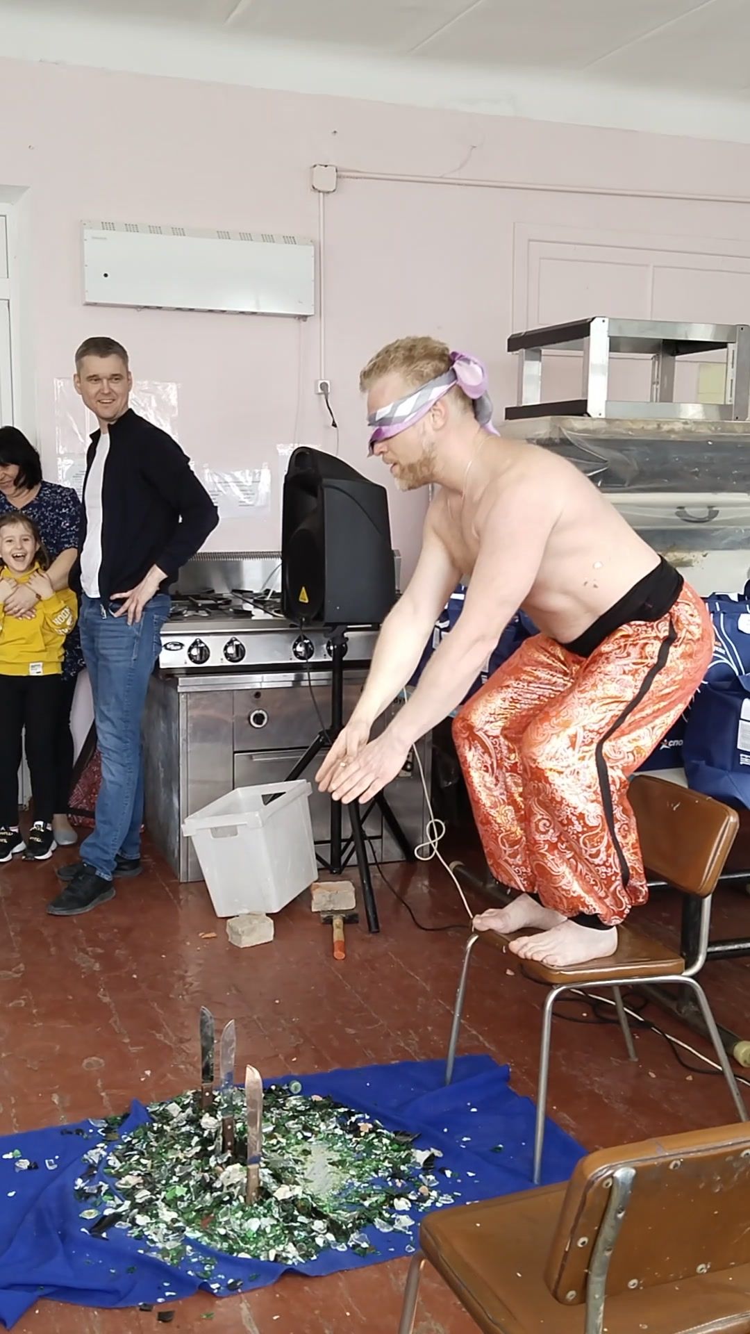 Чехов, Луганск, школа, помощь