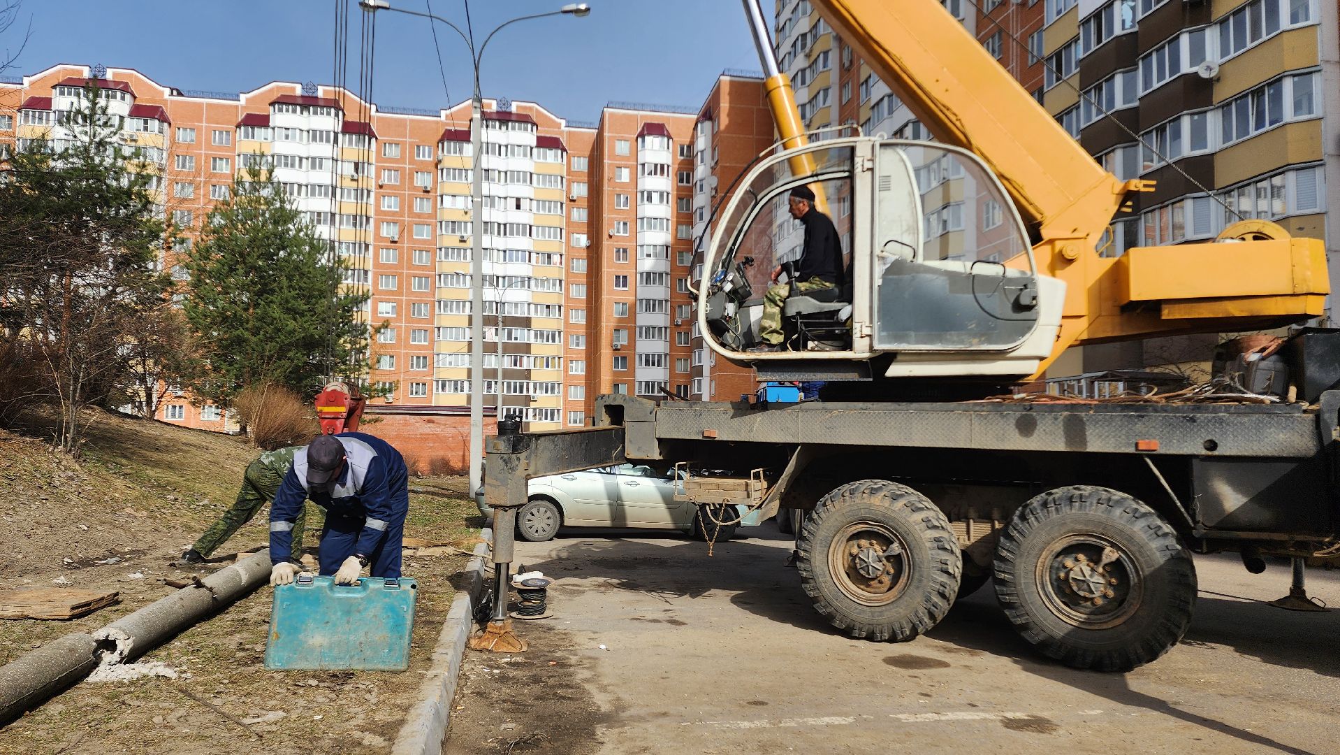 благоуйстройство, Домодедово, Подмосковье, Опора ЛЭП, демонтажные работы,