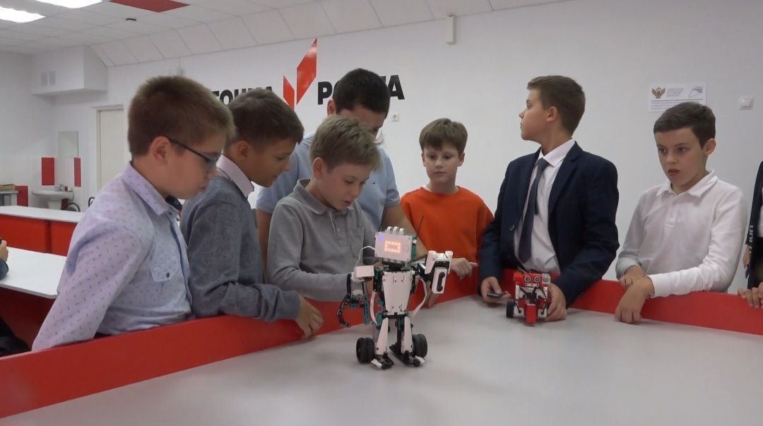 Робототехника, робопёс, программирование, Власиха, олимпиада, Точка роста