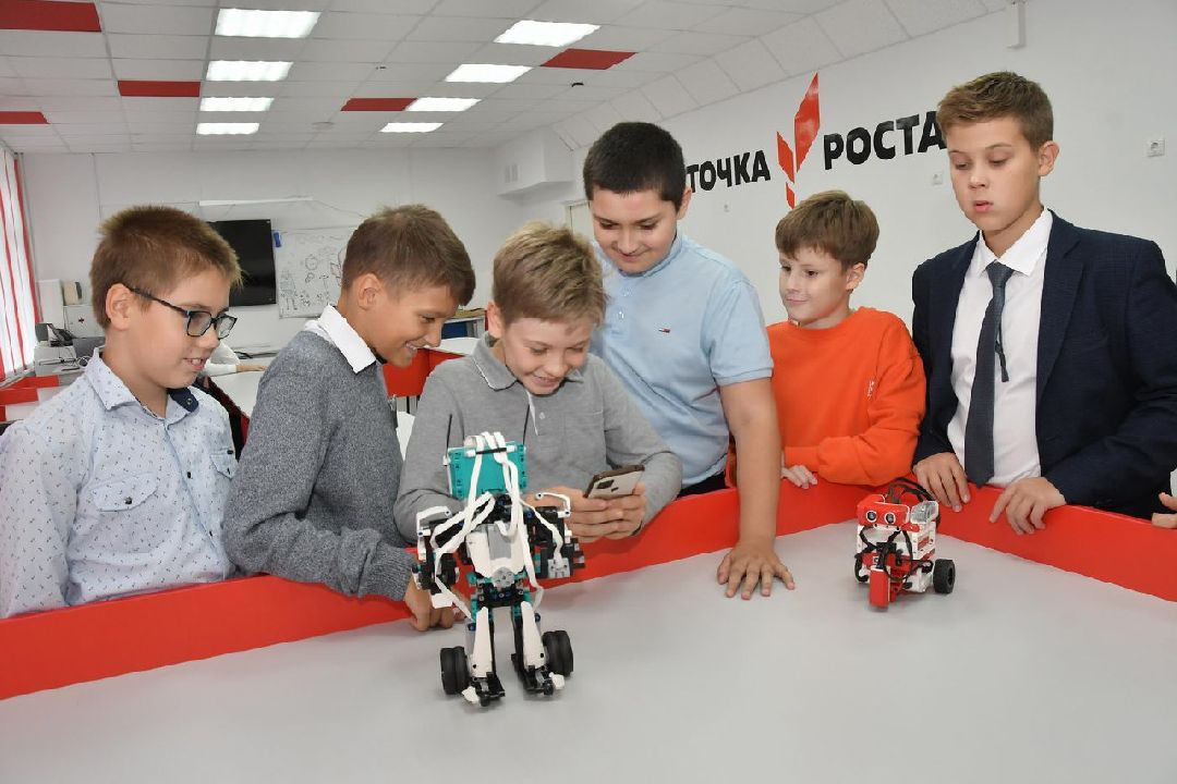 Робототехника, робопёс, программирование, Власиха, олимпиада, Точка роста