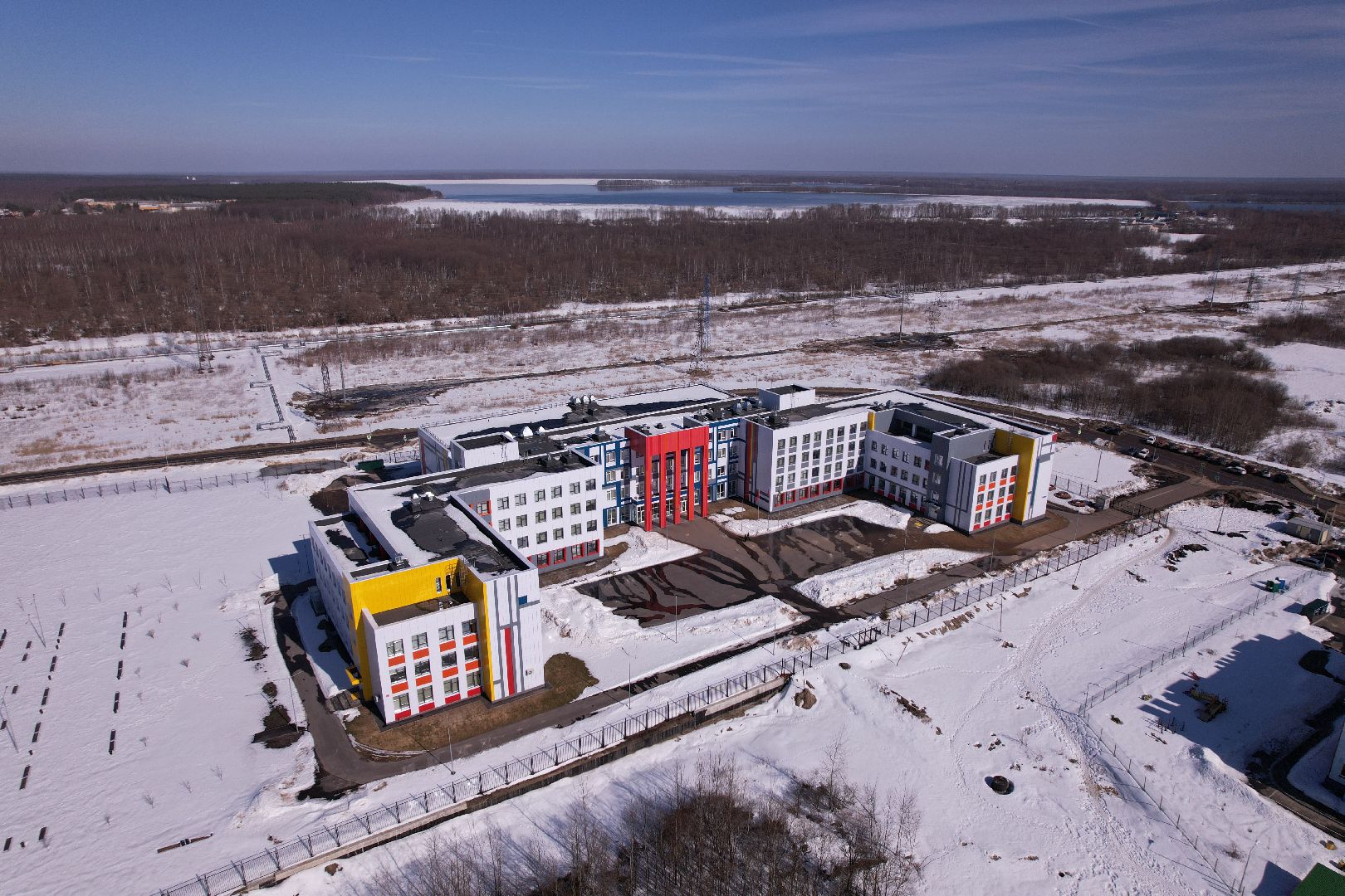 видео с коптера, лицей, школа,