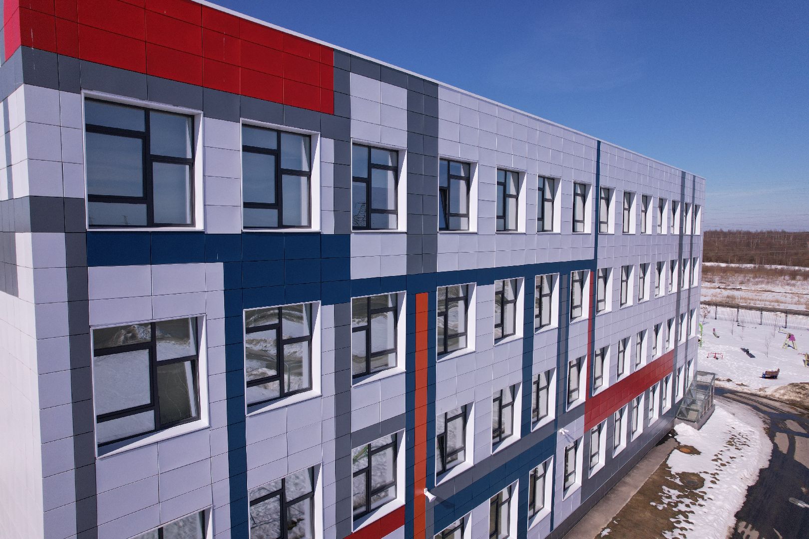 видео с коптера, лицей, школа,