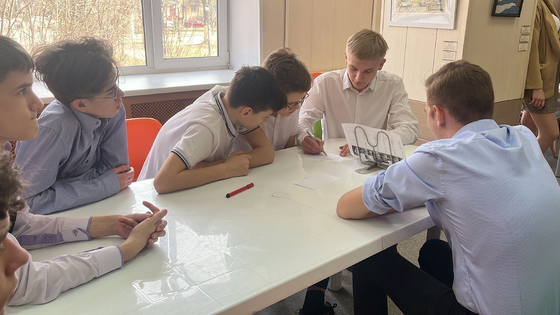 квиз, квиз для школьников, библиотека, библиохолл,