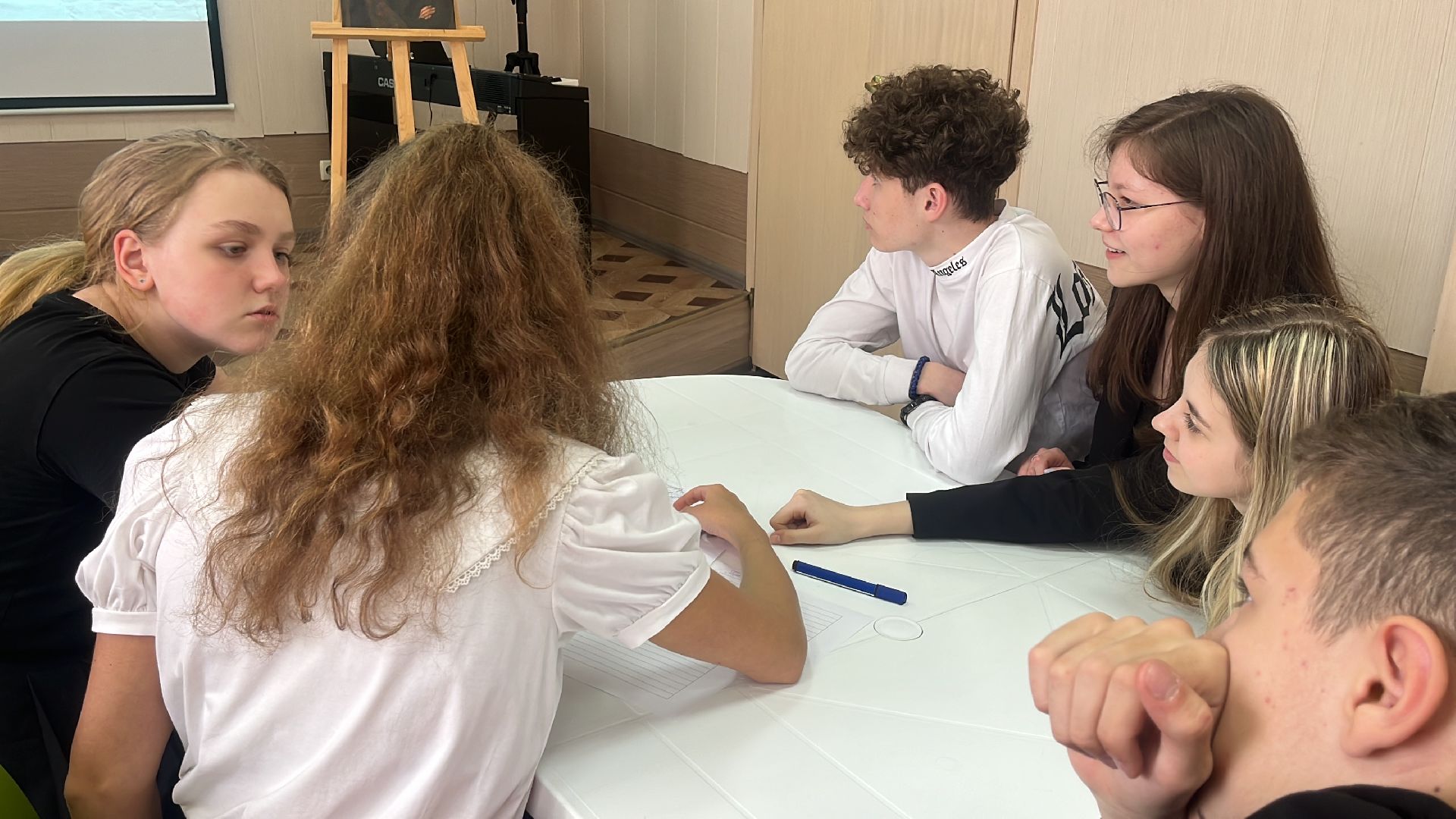 квиз, квиз для школьников, библиотека, библиохолл,