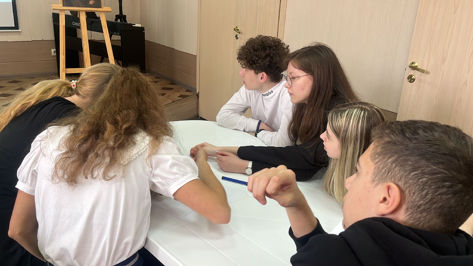 квиз, квиз для школьников, библиотека, библиохолл,