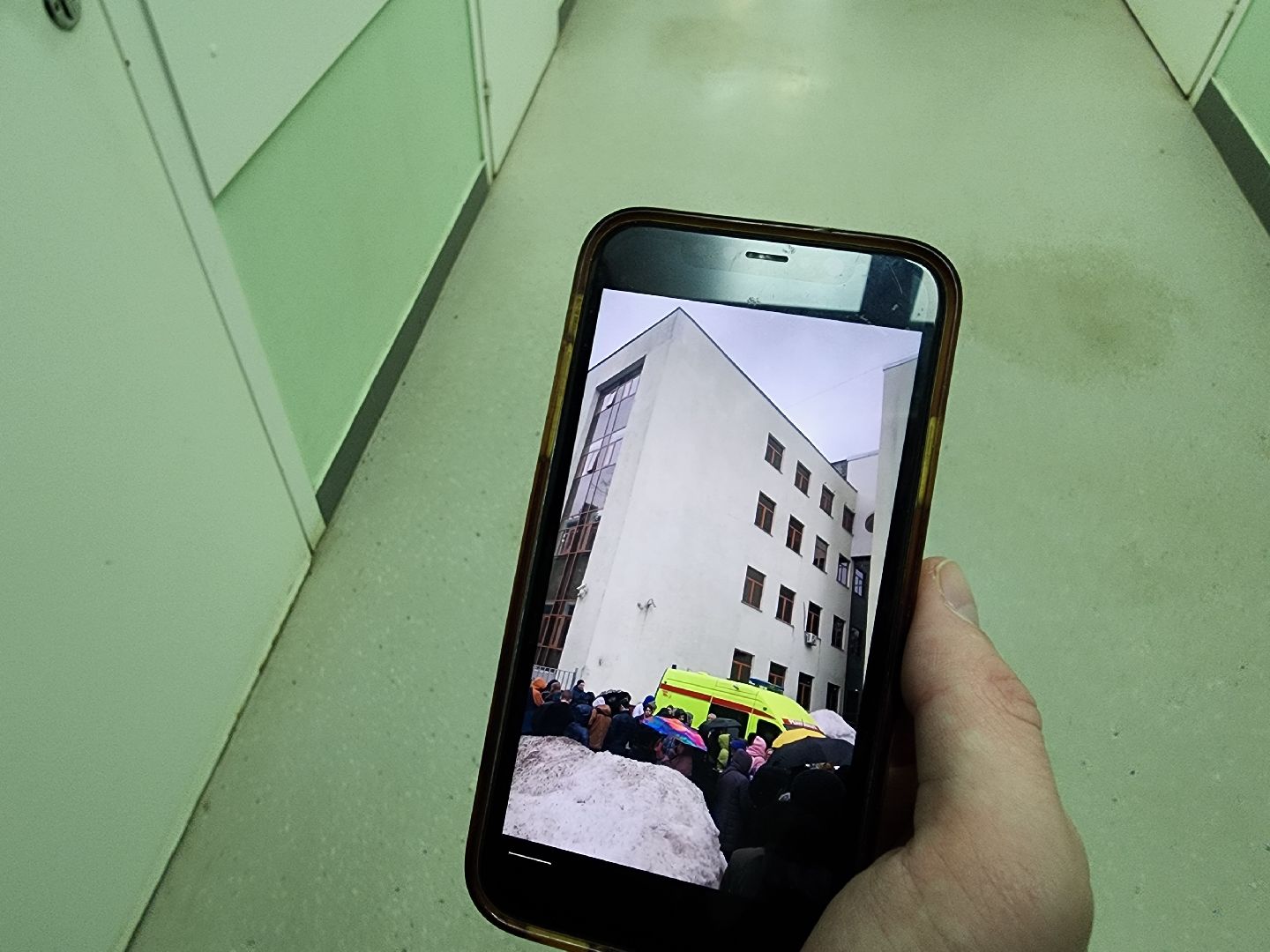 красноармейск, г.о. пушкинский, волонтер, крокус сити холл,