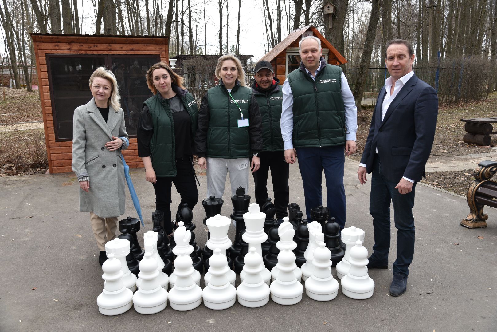 лотошино, лотошинский парк, шахматы, парки подмосковья,