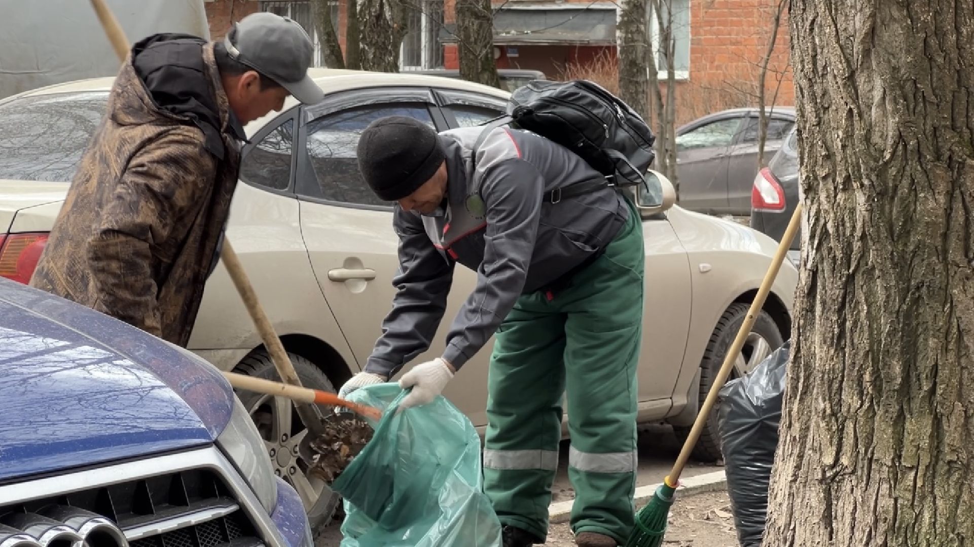 химки, благоустройство, месяц чистоты и благоустройства, уборка дворов, уборка города,