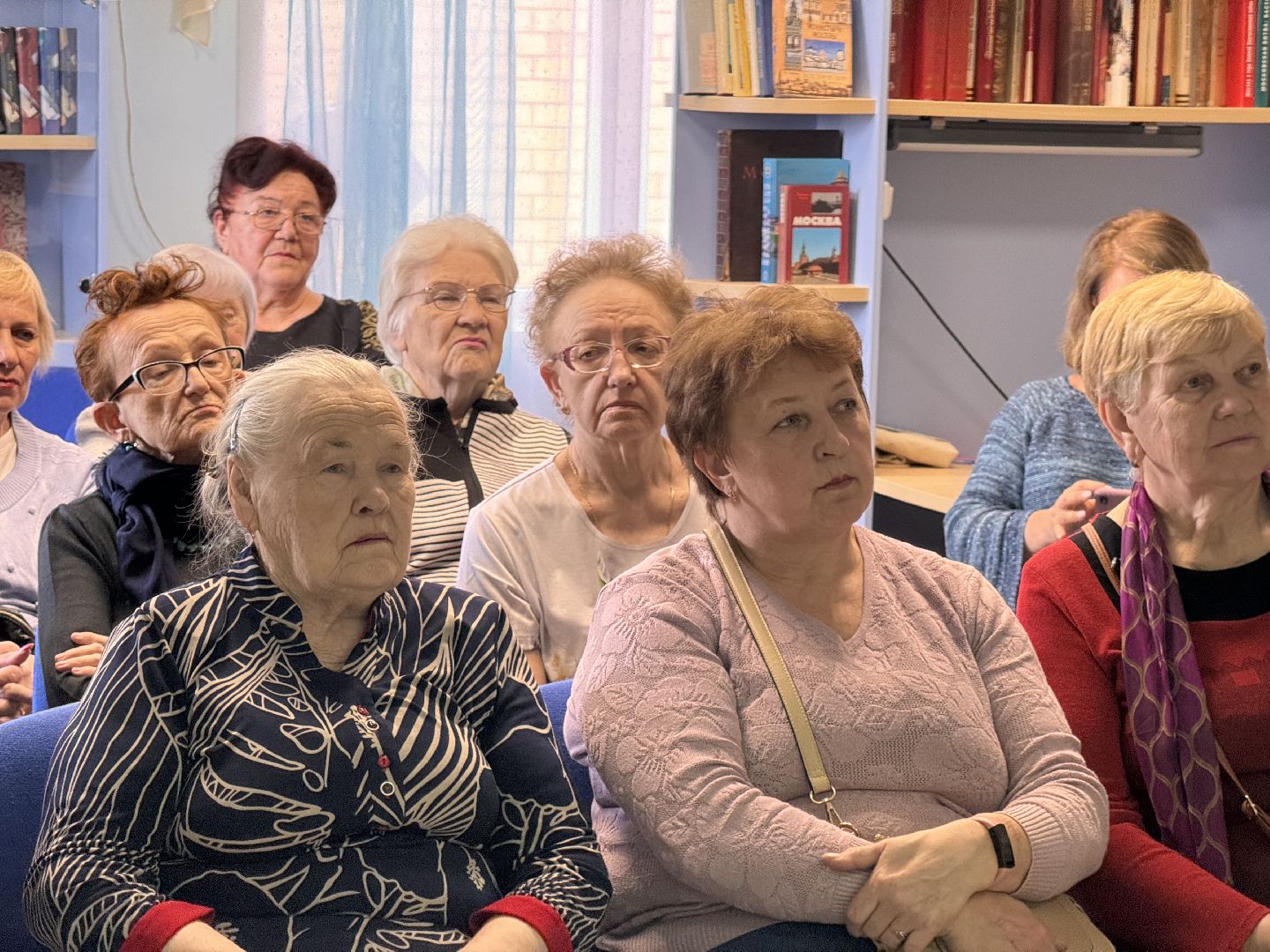нутрициология, библиотека, лекция в библиотеке,