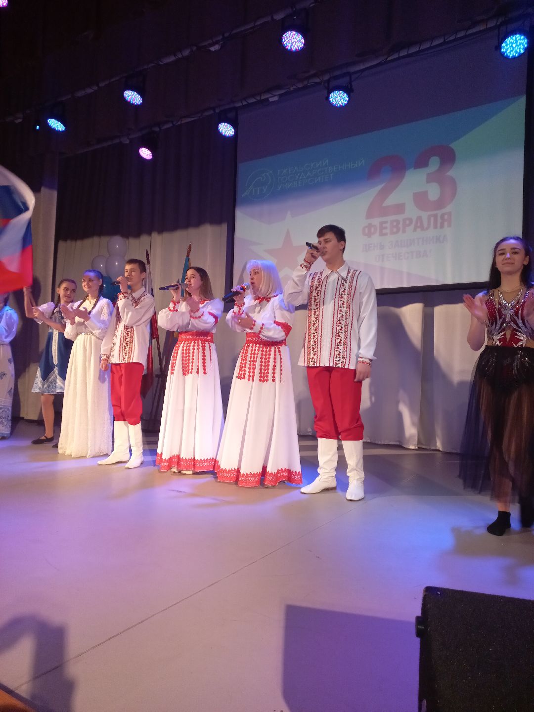 Раменское, общество